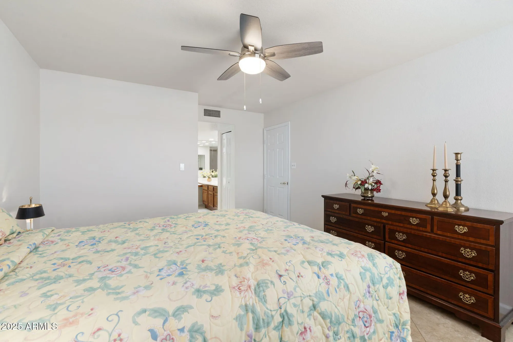 Property Slideshow image 13 of 26 | 17404 n 99th ave unit 106, Sun City, AZ, 85373