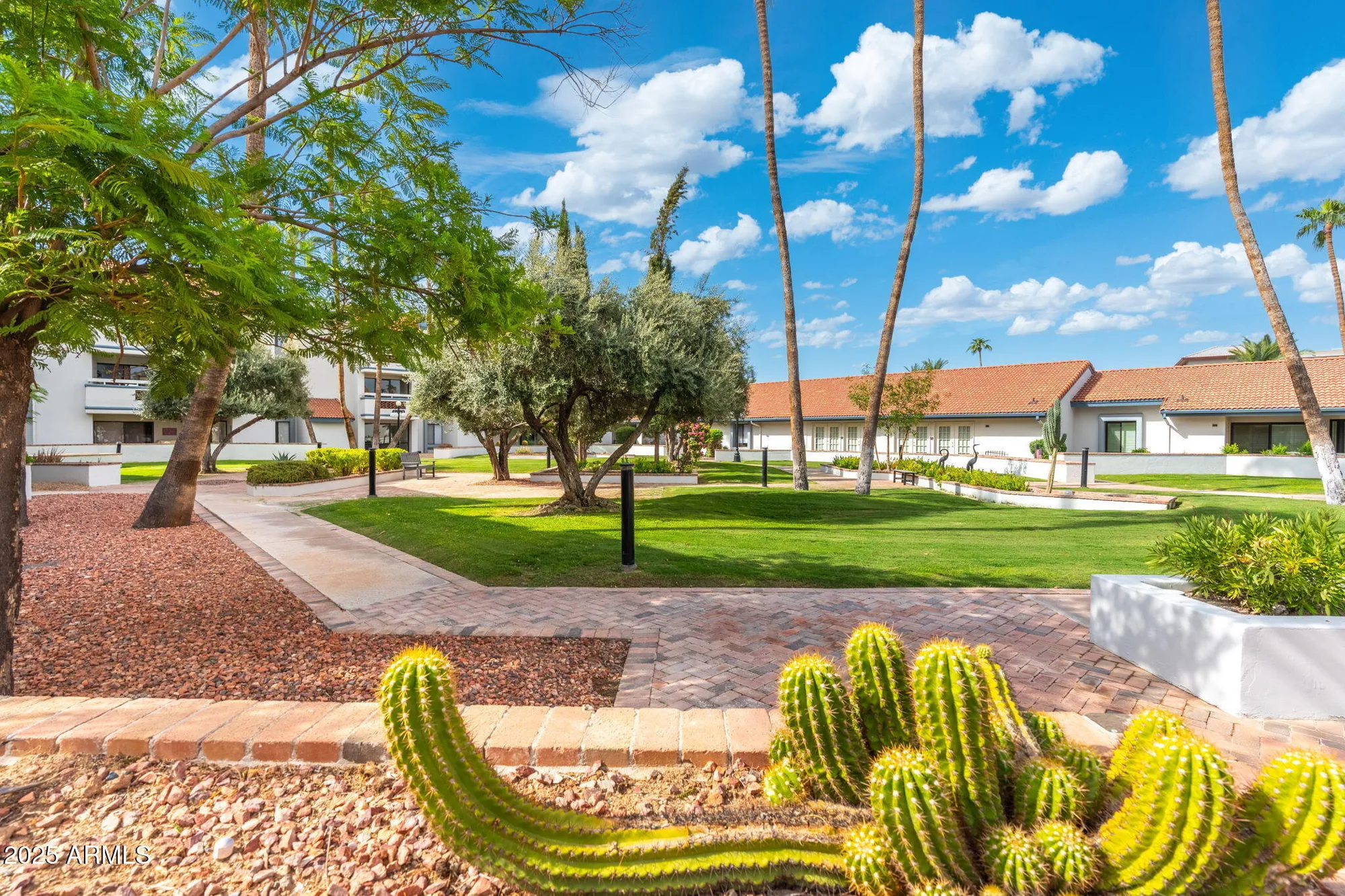 Property Slideshow image 23 of 26 | 17404 n 99th ave unit 106, Sun City, AZ, 85373