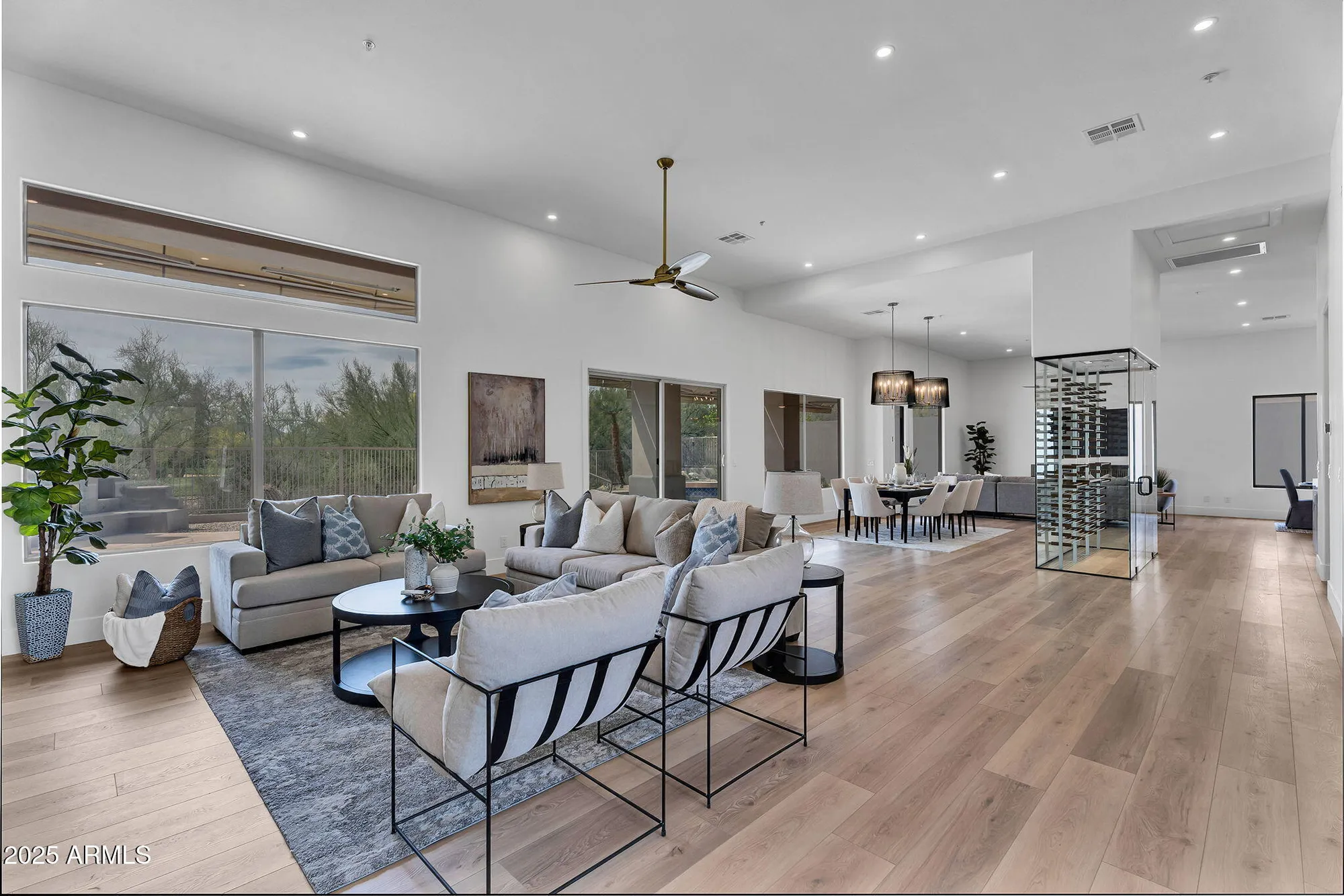 Property Slideshow image 8 of 53 | 6184 e dusty coyote cir, Scottsdale, AZ, 85266