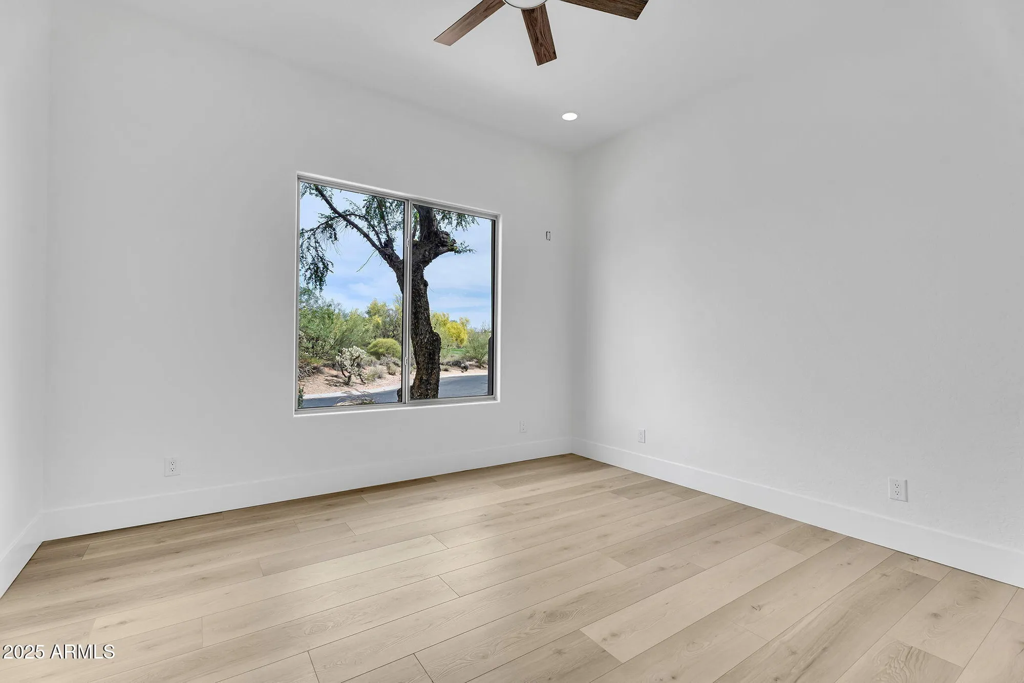 Property Slideshow image 23 of 53 | 6184 e dusty coyote cir, Scottsdale, AZ, 85266