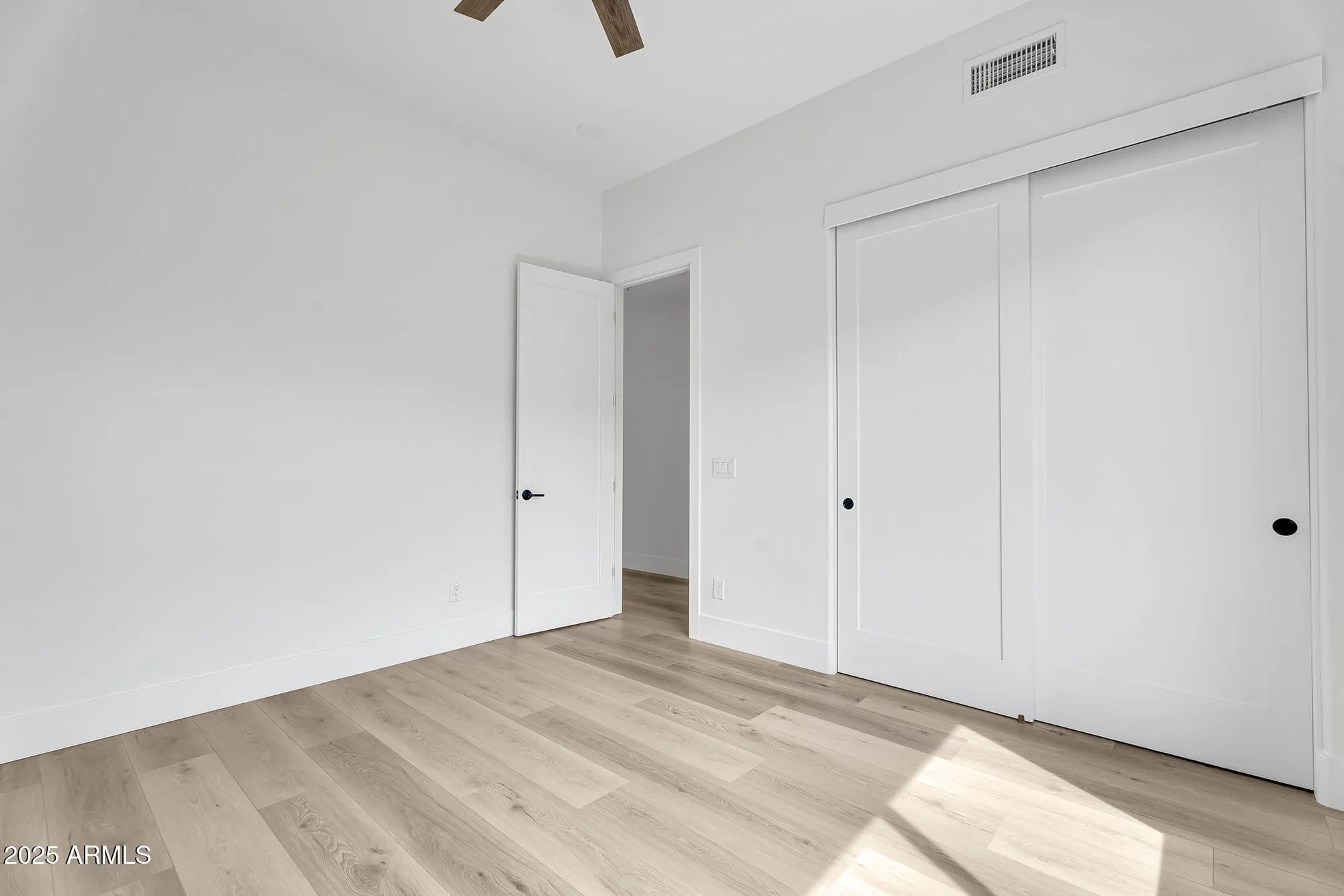 Property Slideshow image 28 of 53 | 6184 e dusty coyote cir, Scottsdale, AZ, 85266