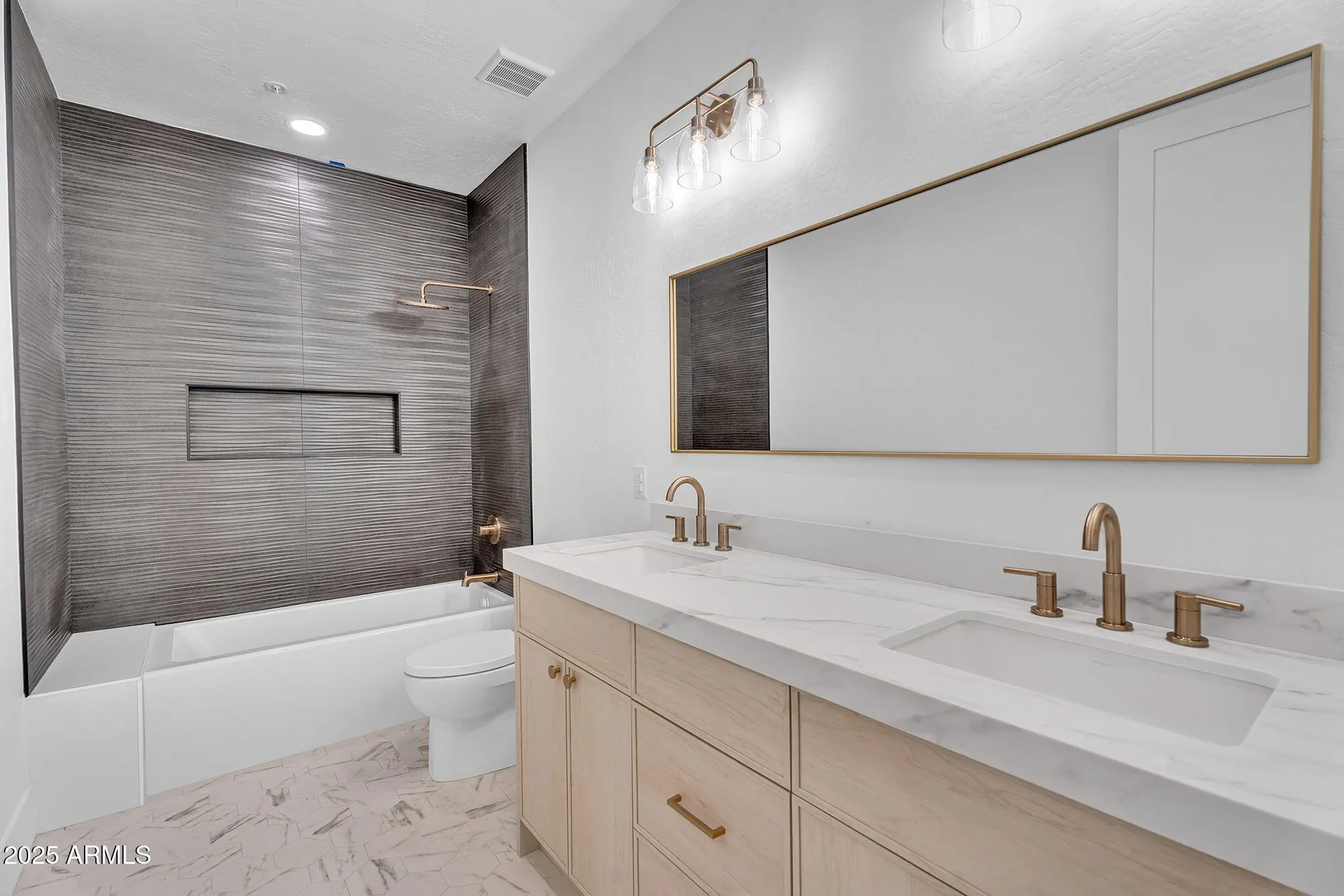 Property Slideshow image 29 of 53 | 6184 e dusty coyote cir, Scottsdale, AZ, 85266