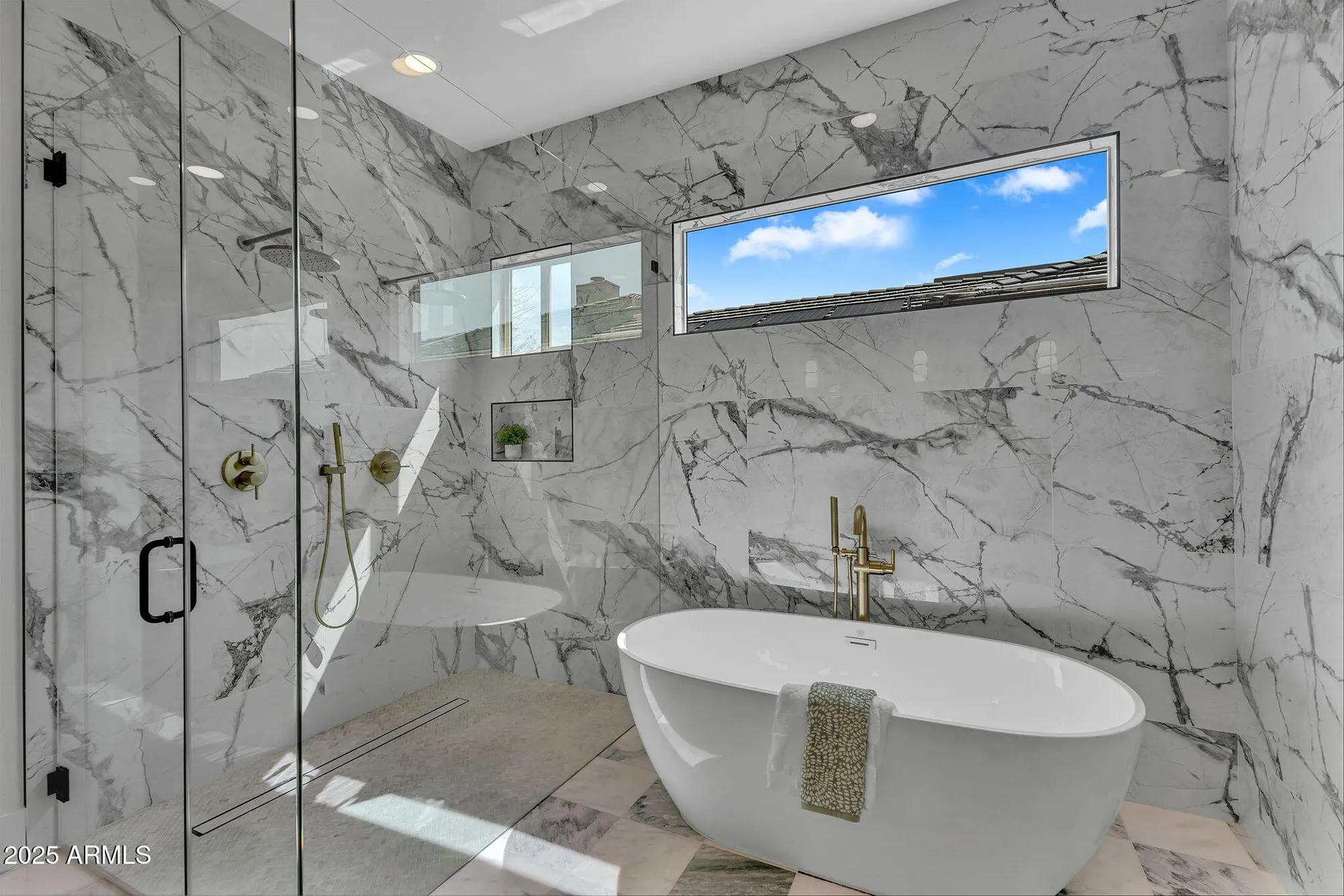 Property Slideshow image 33 of 53 | 6184 e dusty coyote cir, Scottsdale, AZ, 85266