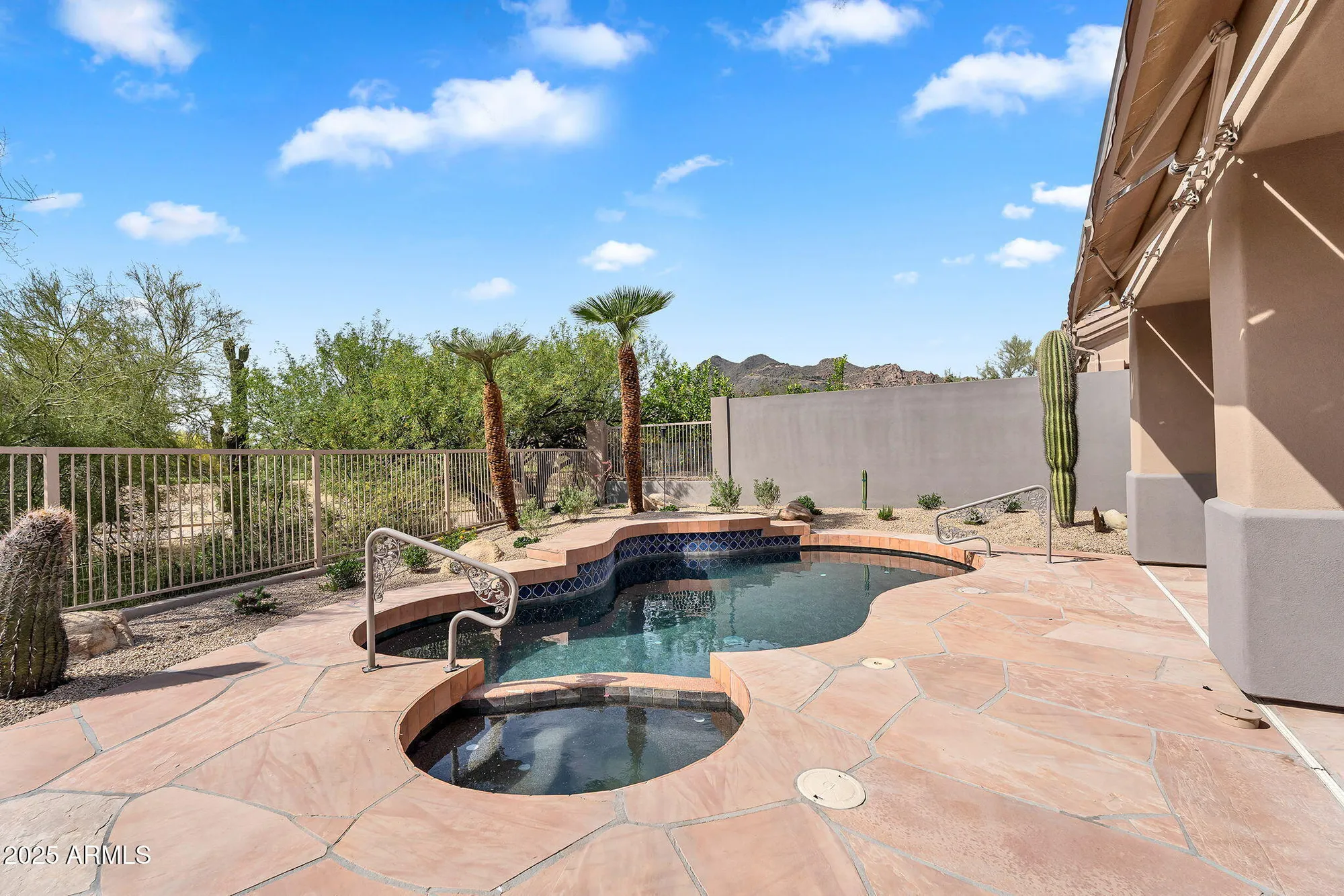 Property Slideshow image 42 of 53 | 6184 e dusty coyote cir, Scottsdale, AZ, 85266