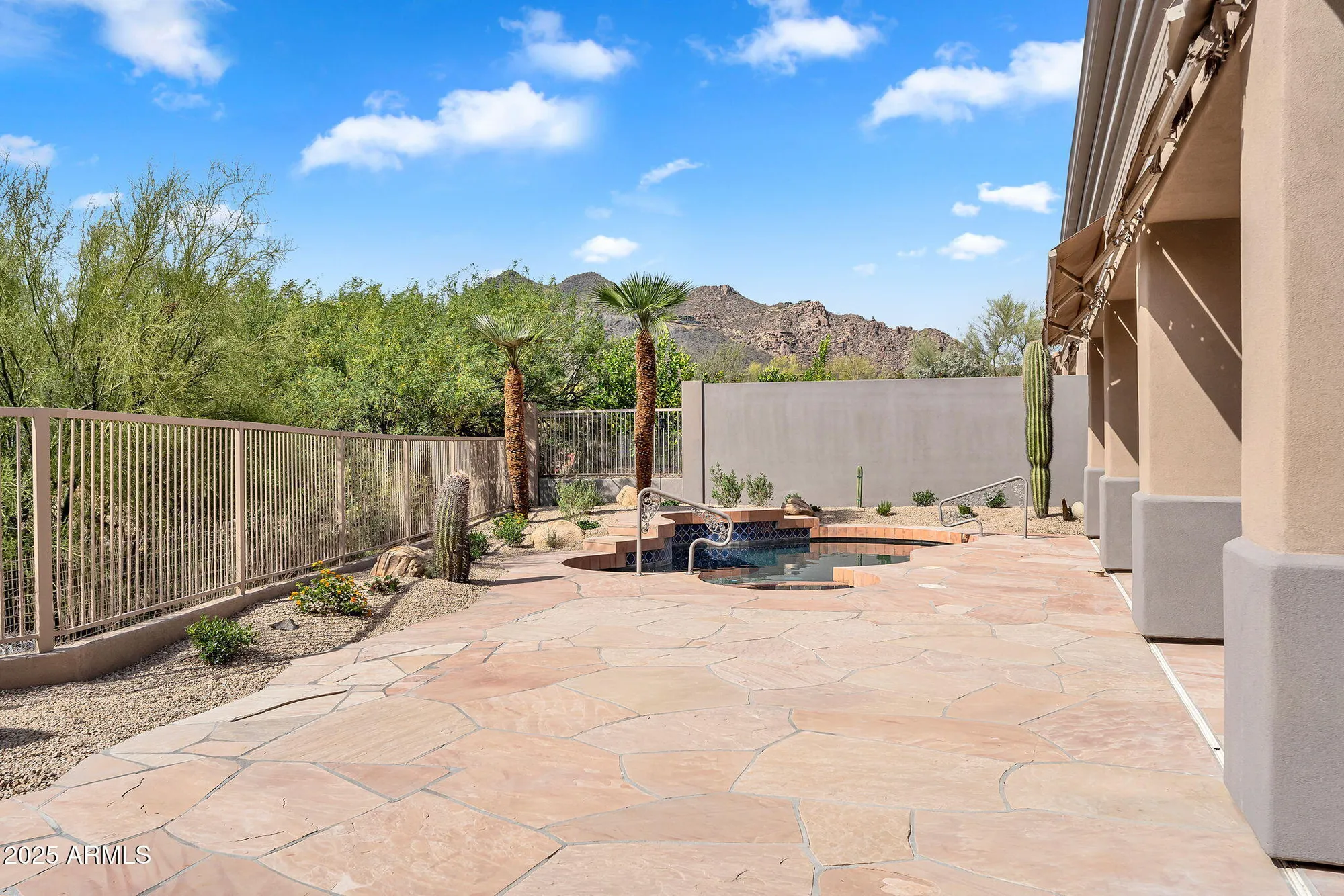 Property Slideshow image 43 of 53 | 6184 e dusty coyote cir, Scottsdale, AZ, 85266