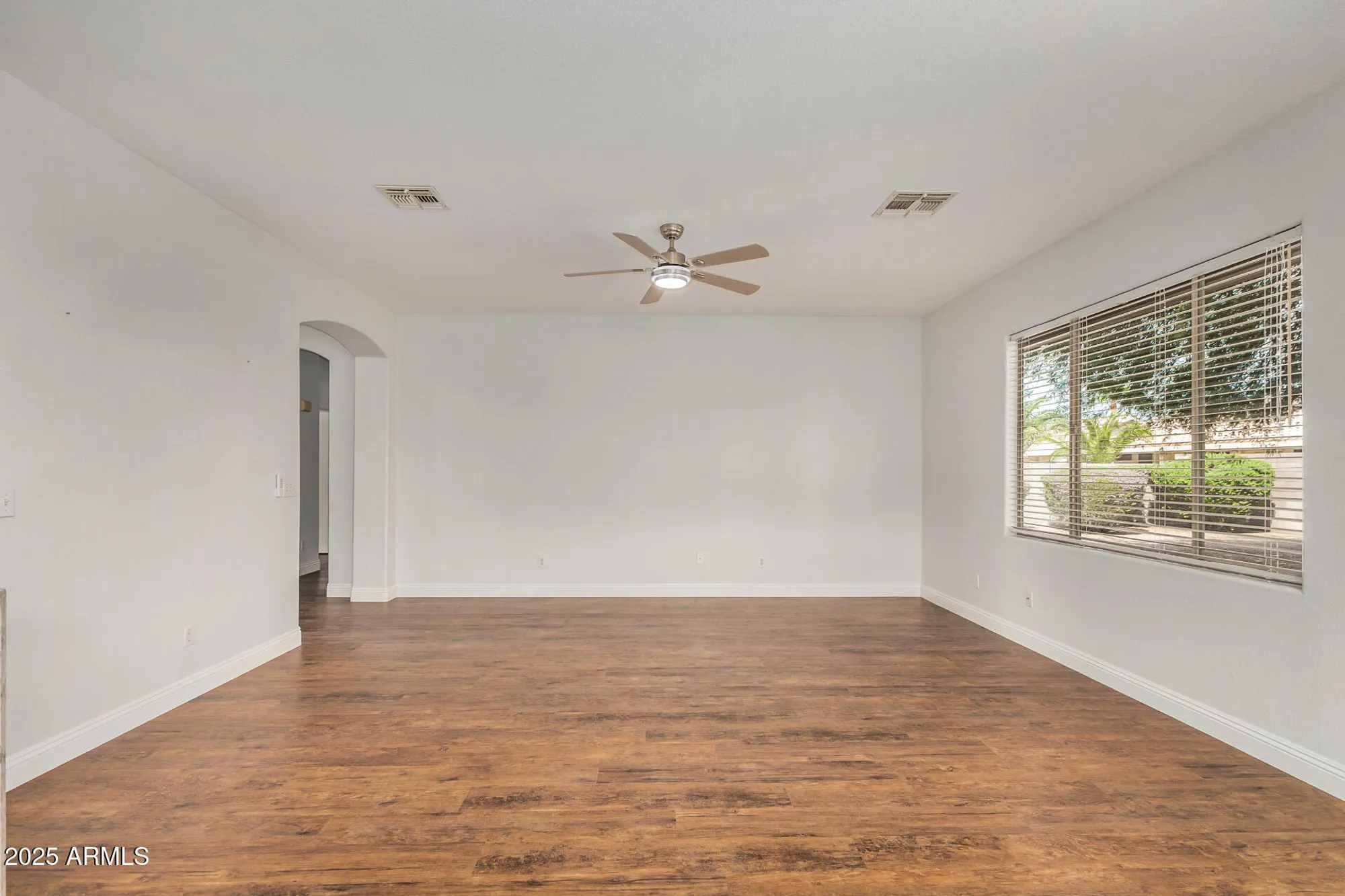 Property Slideshow image 4 of 31 | 1492 e westchester dr, Chandler, AZ, 85249