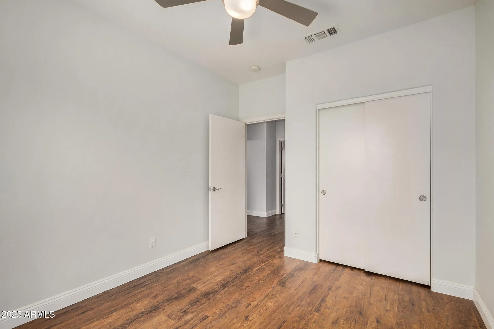 Property Slideshow image 20 of 31 | 1492 e westchester dr, Chandler, AZ, 85249