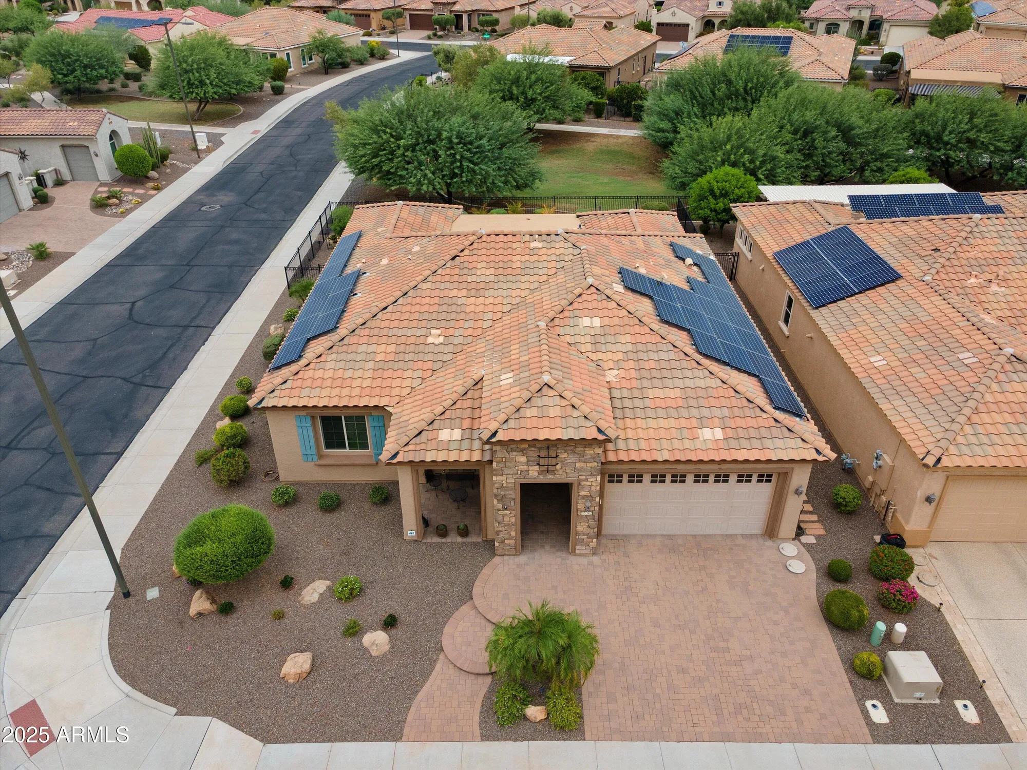 Property Slideshow image 3 of 47 | 26342 w firehawk dr, Buckeye, AZ, 85396