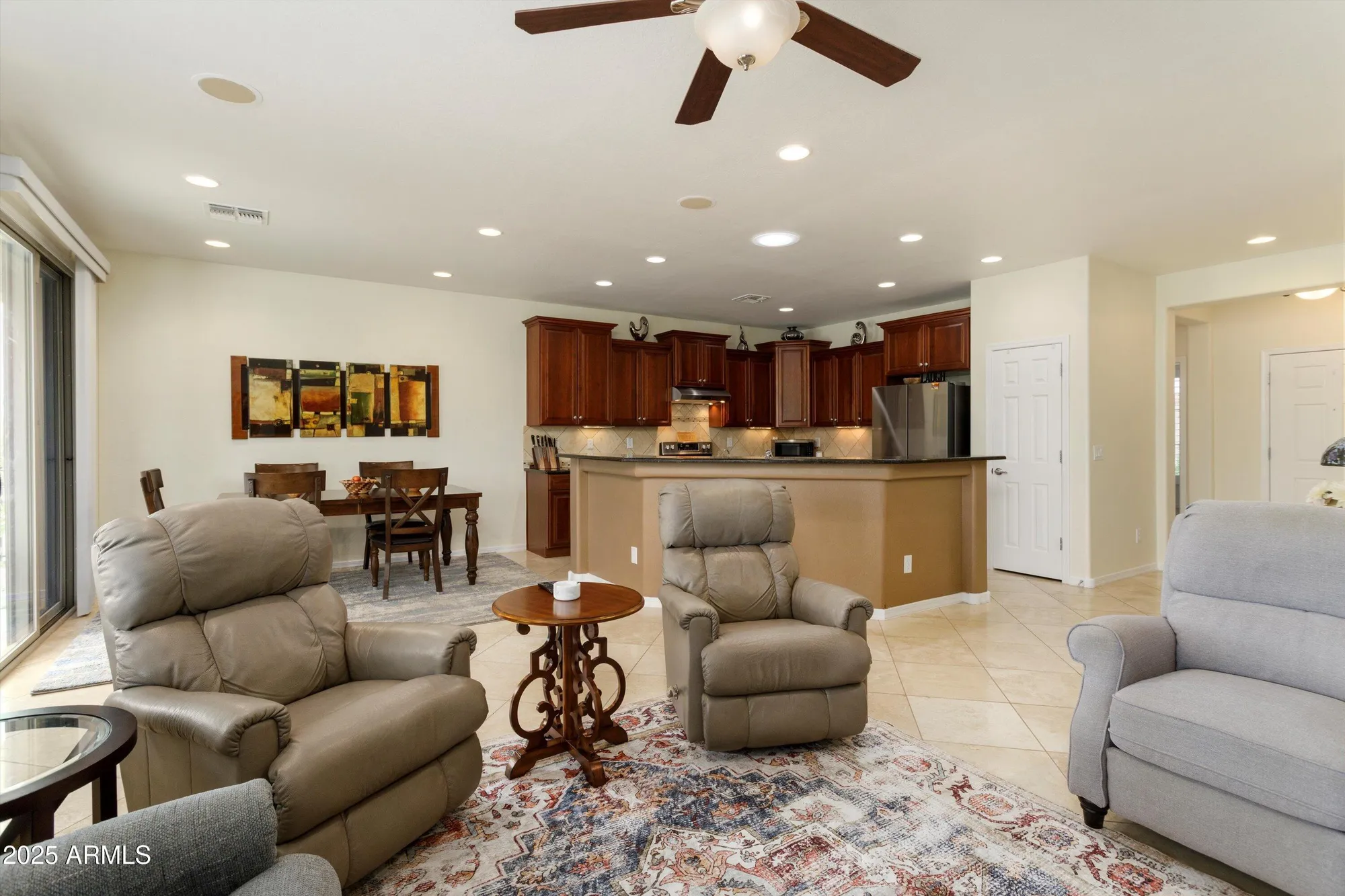 Property Slideshow image 12 of 48 | 26268 w louise dr, Buckeye, AZ, 85396