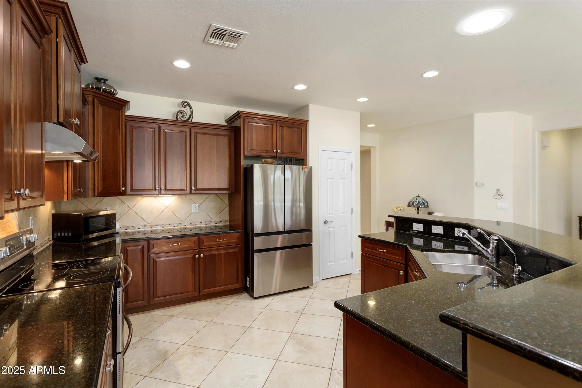 Property Slideshow image 17 of 48 | 26268 w louise dr, Buckeye, AZ, 85396