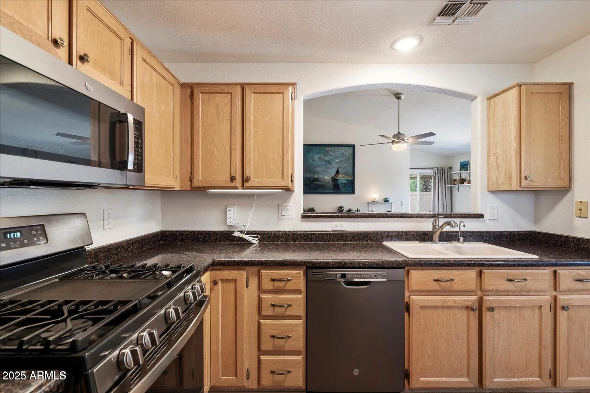 Property Slideshow image 12 of 38 | 20360 n 106th ln, Peoria, AZ, 85382