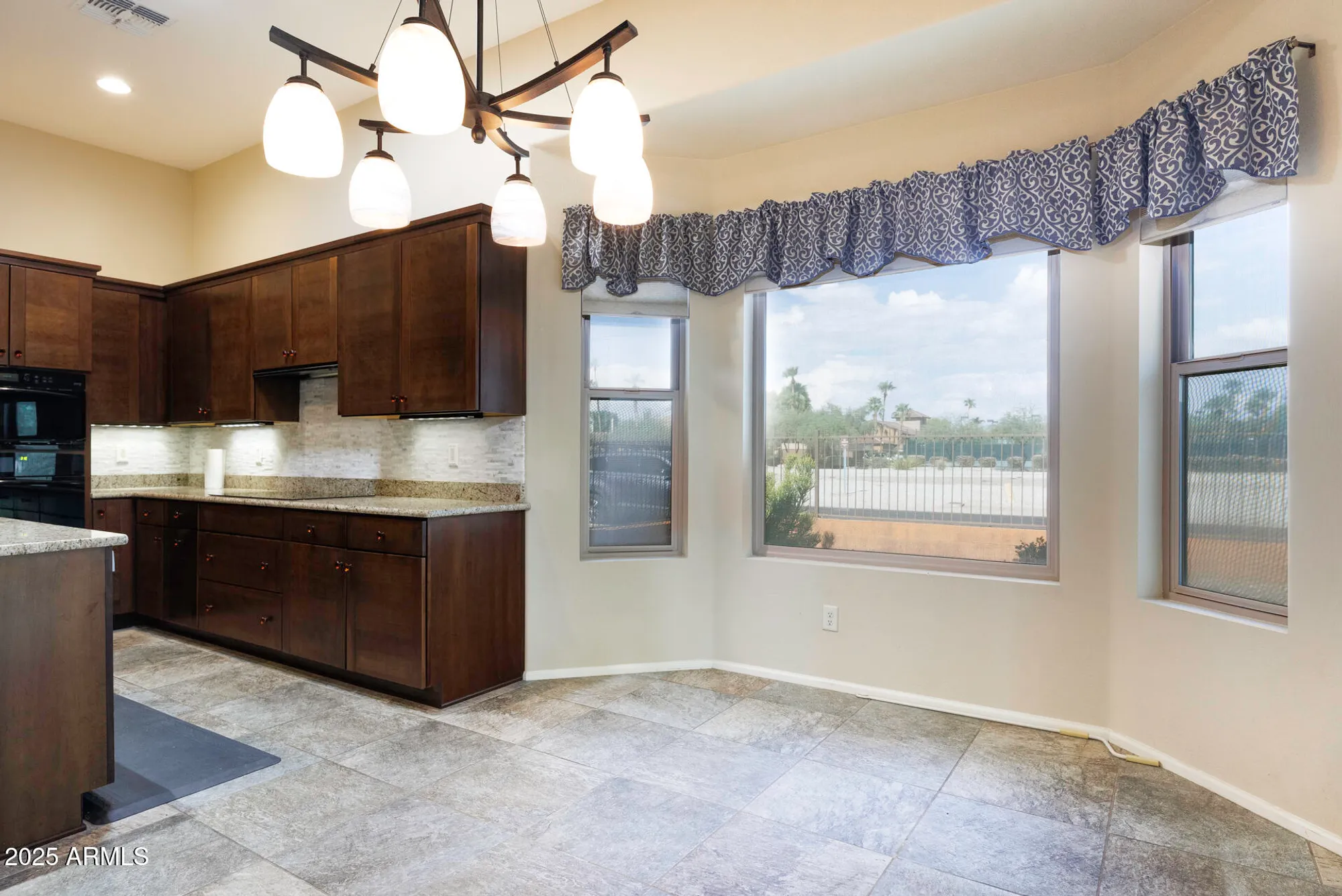 Property Slideshow image 16 of 37 | 5251 w posse dr, Eloy, AZ, 85131