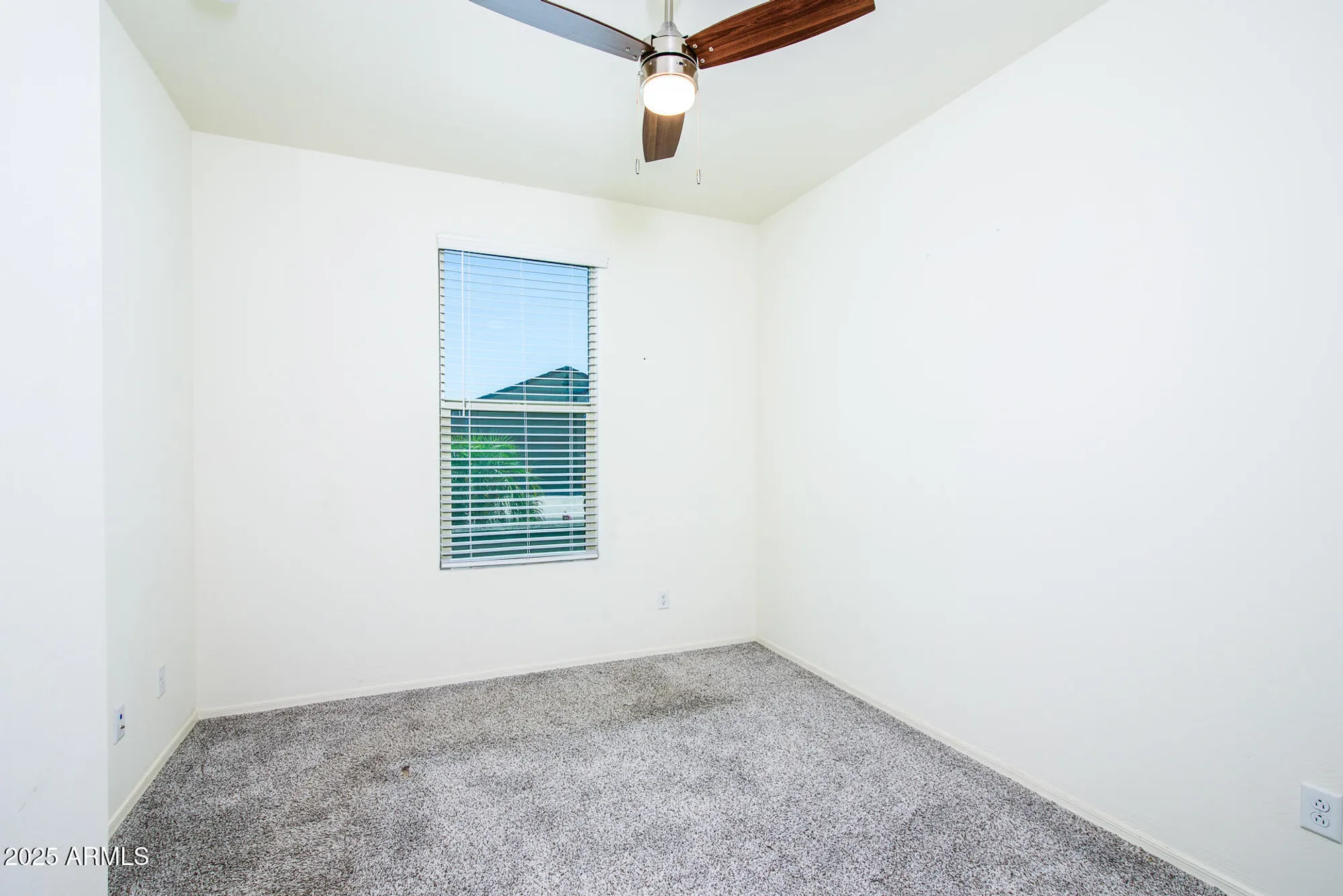 Property Slideshow image 6 of 57 | 21150 n evergreen dr, Maricopa, AZ, 85138