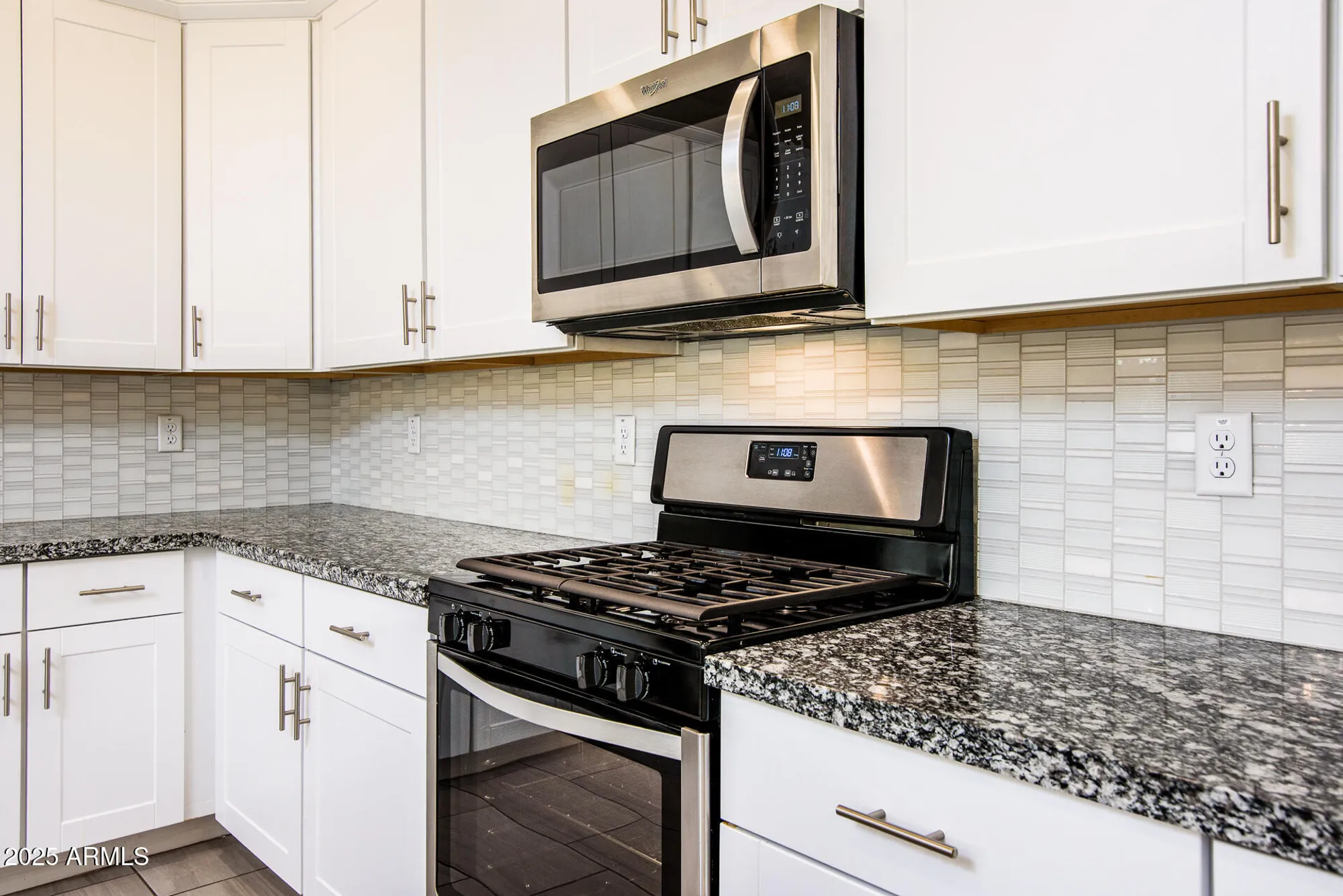 Property Slideshow image 10 of 57 | 21150 n evergreen dr, Maricopa, AZ, 85138