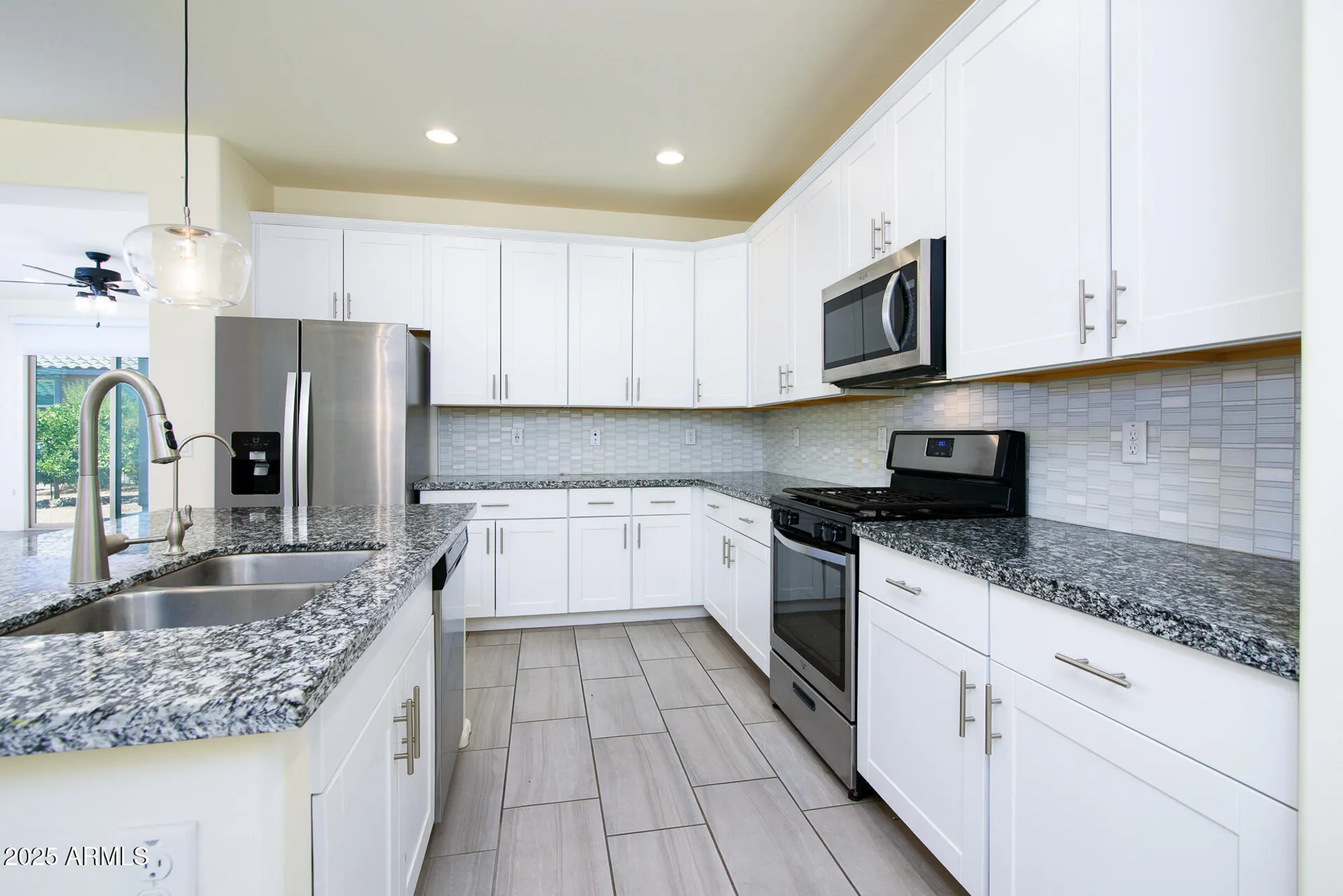 Property Slideshow image 12 of 57 | 21150 n evergreen dr, Maricopa, AZ, 85138