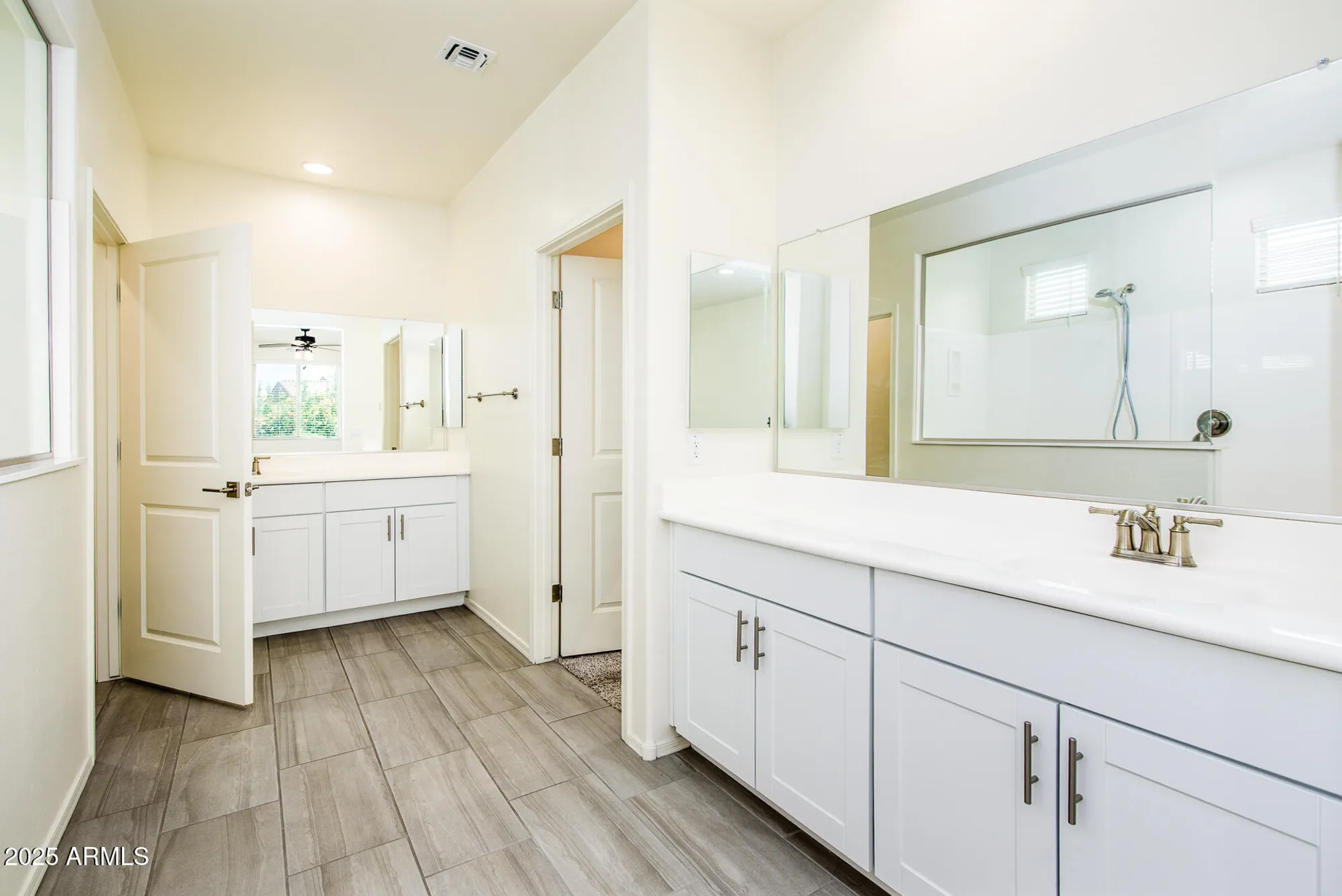 Property Slideshow image 21 of 57 | 21150 n evergreen dr, Maricopa, AZ, 85138