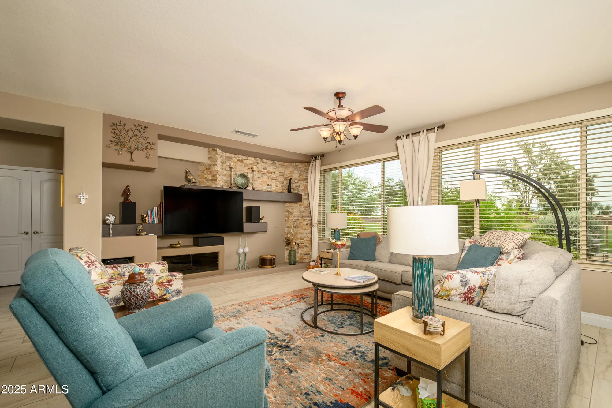 Property Slideshow image 9 of 35 | 15827 w linksview dr, Surprise, AZ, 85374