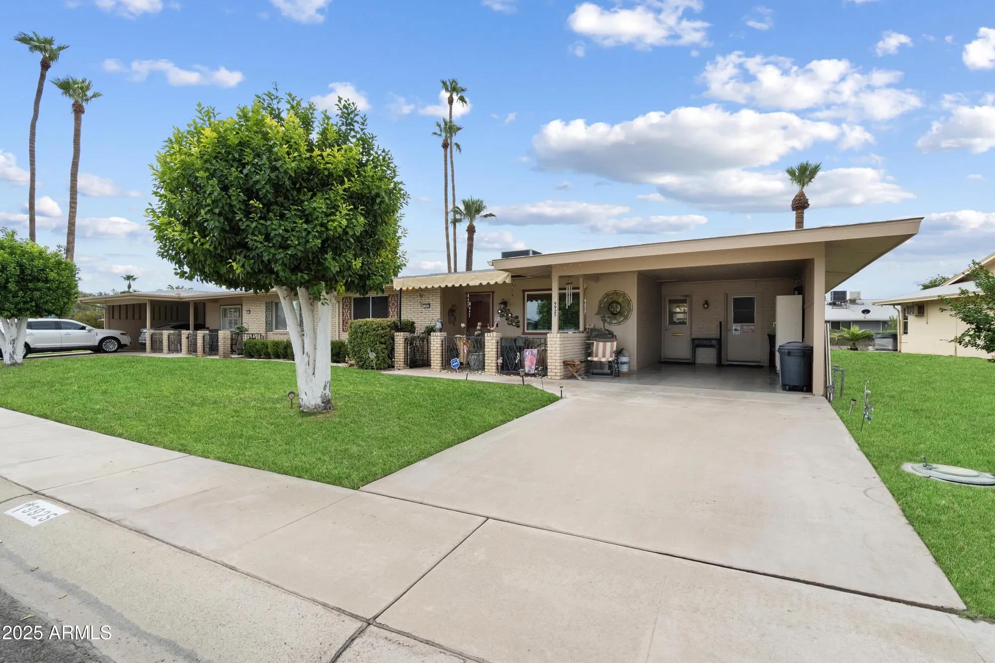 Property Slideshow image 2 of 25 | 9925 w mountain view rd, Sun City, AZ, 85351