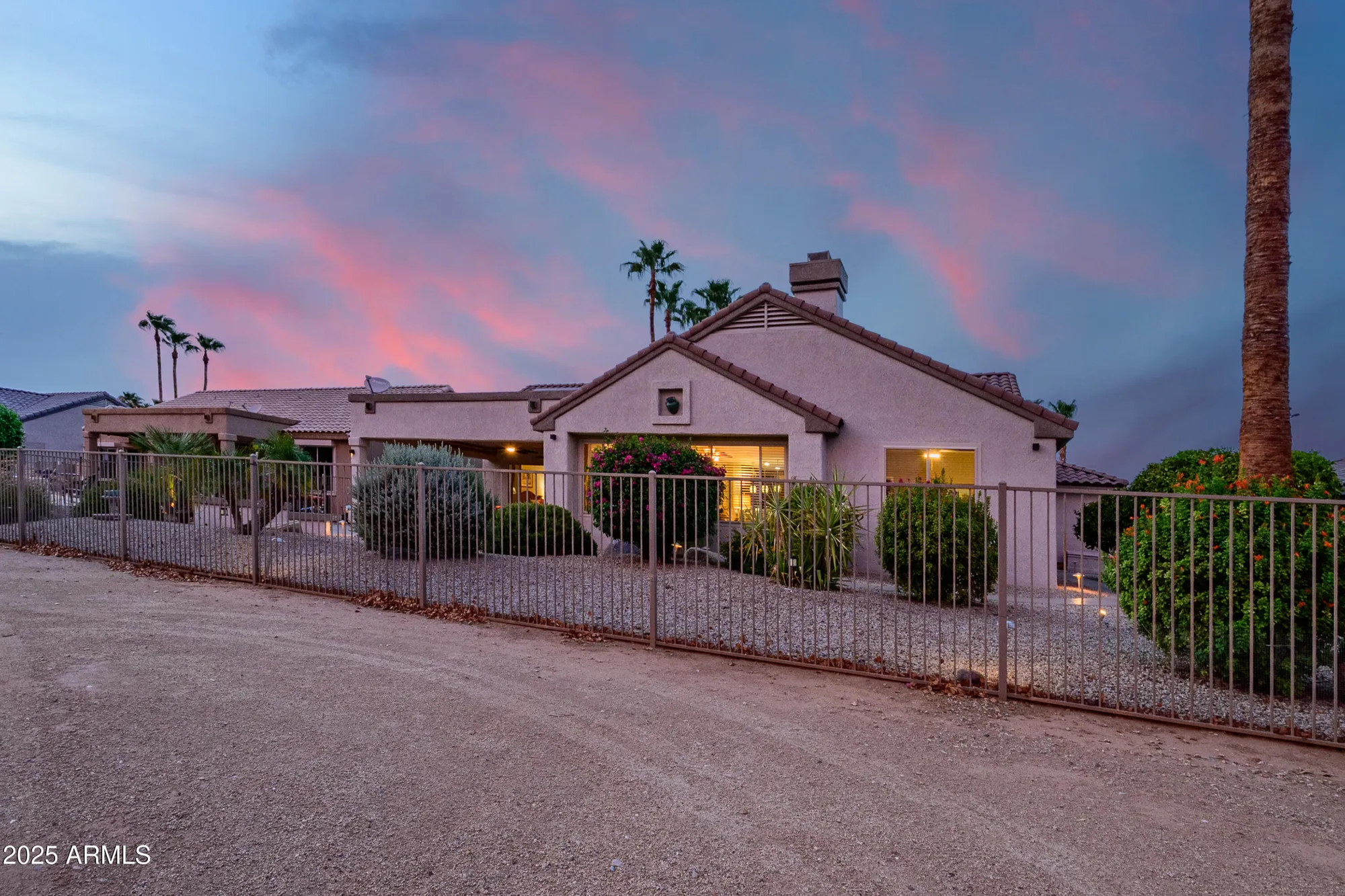 Property Slideshow image 28 of 35 | 15827 w linksview dr, Surprise, AZ, 85374