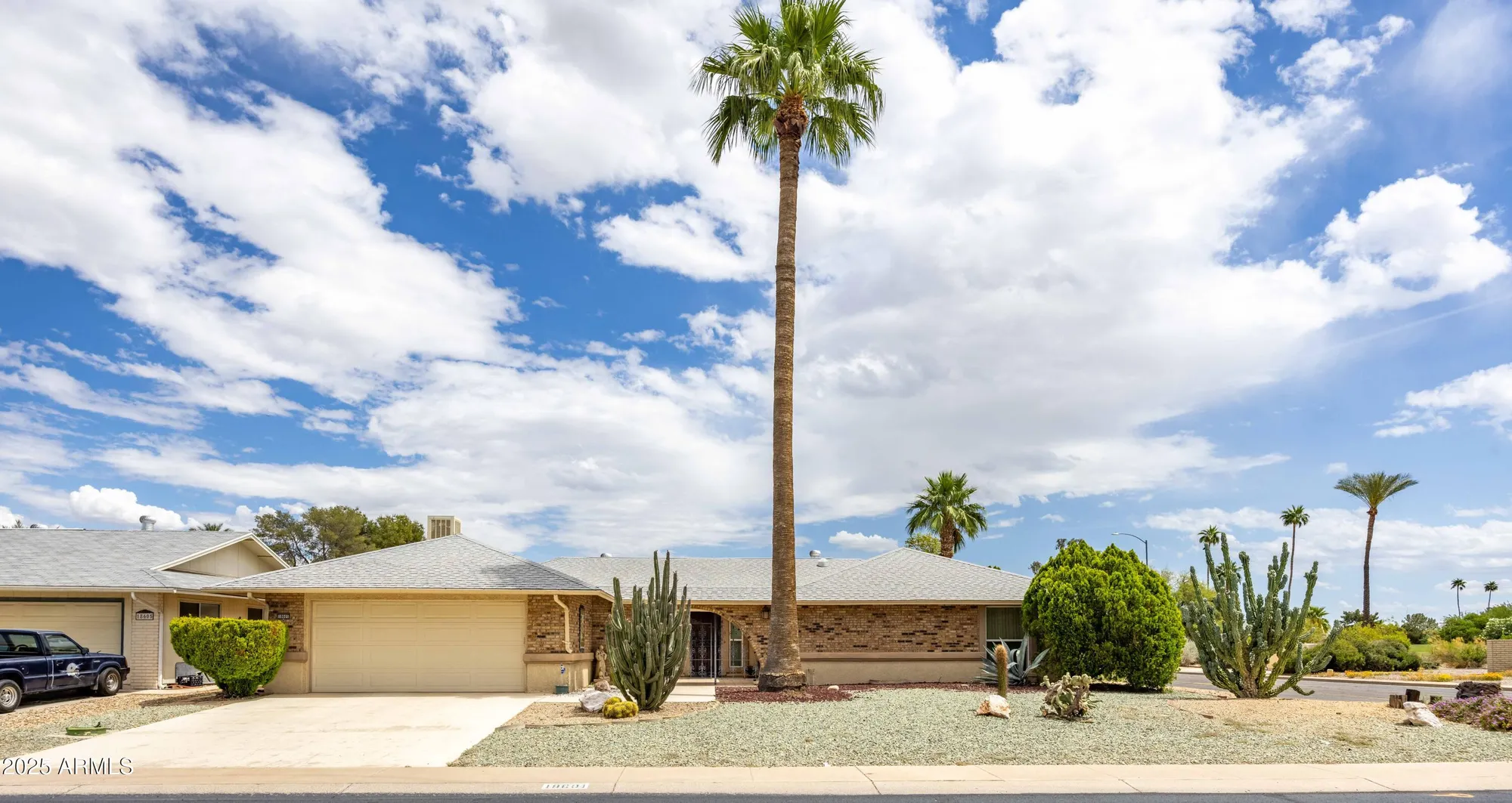 Property Slideshow image 2 of 34 | 18601 n welk dr, Sun City, AZ, 85373