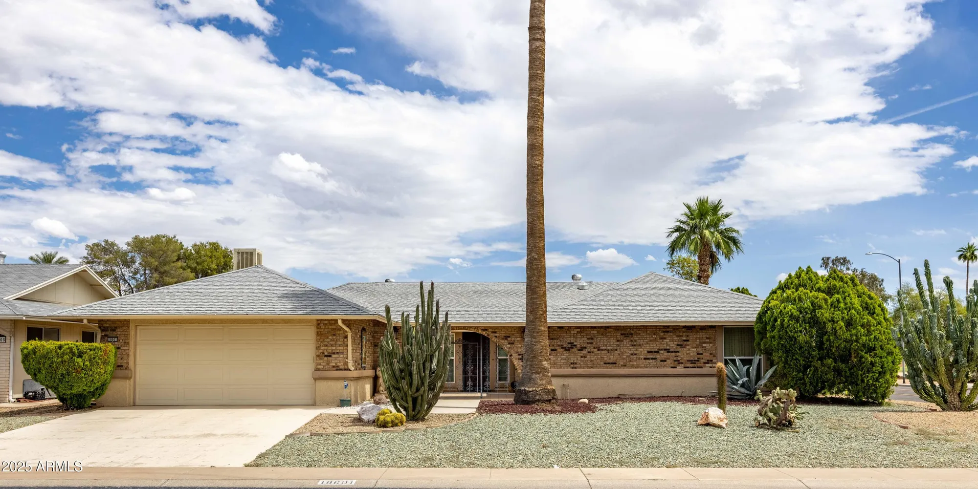 Property Slideshow image 4 of 34 | 18601 n welk dr, Sun City, AZ, 85373