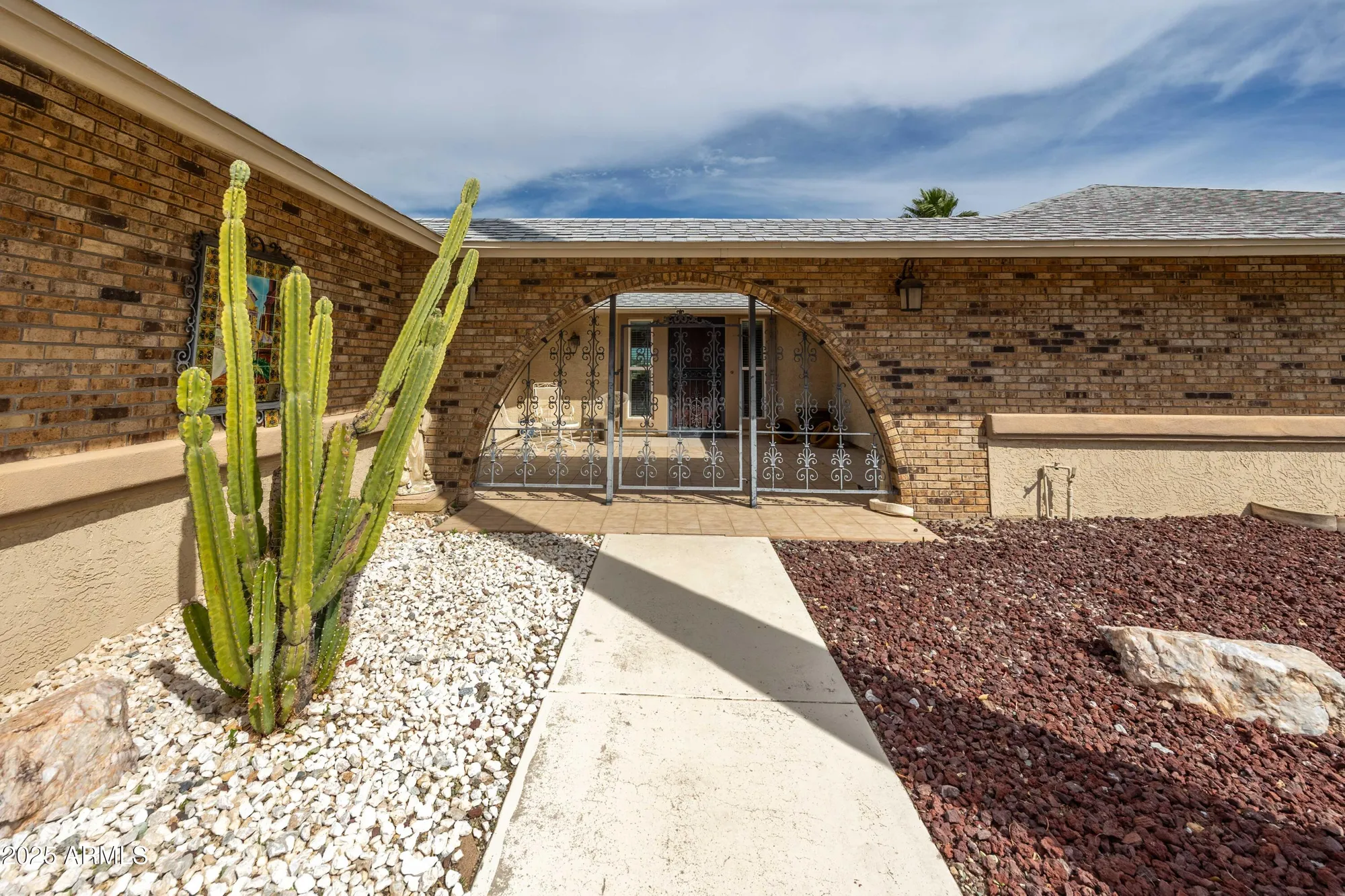 Property Slideshow image 5 of 34 | 18601 n welk dr, Sun City, AZ, 85373