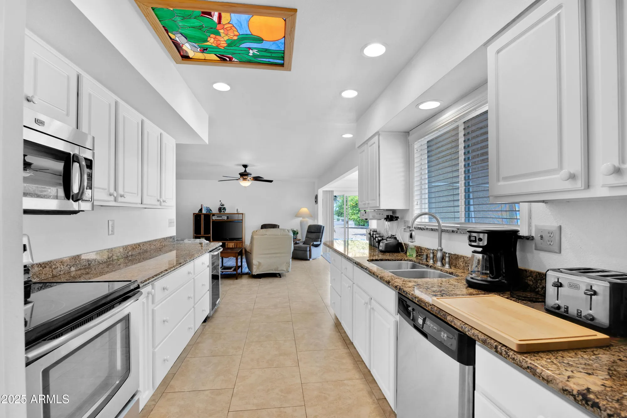 Property Slideshow image 12 of 34 | 18601 n welk dr, Sun City, AZ, 85373
