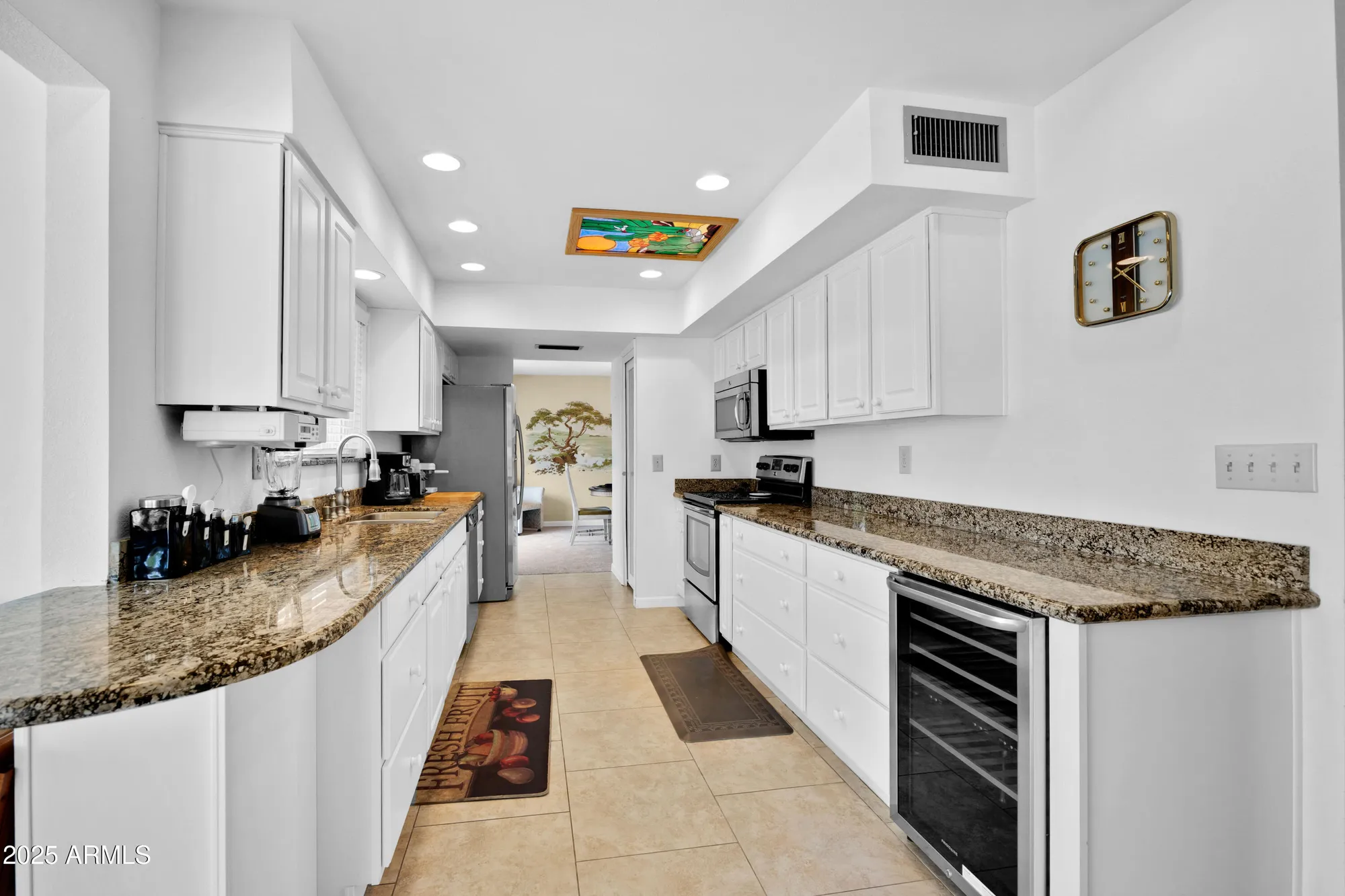 Property Slideshow image 13 of 34 | 18601 n welk dr, Sun City, AZ, 85373