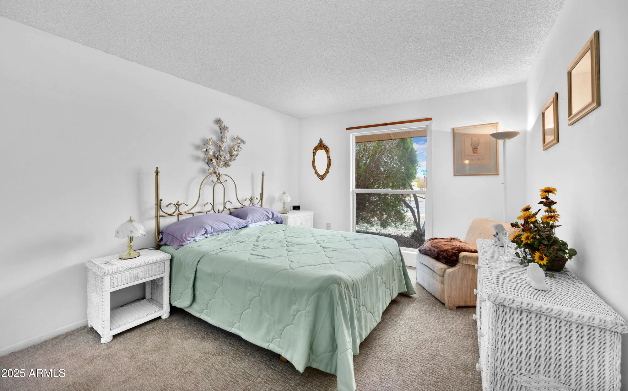 Property Slideshow image 22 of 34 | 18601 n welk dr, Sun City, AZ, 85373