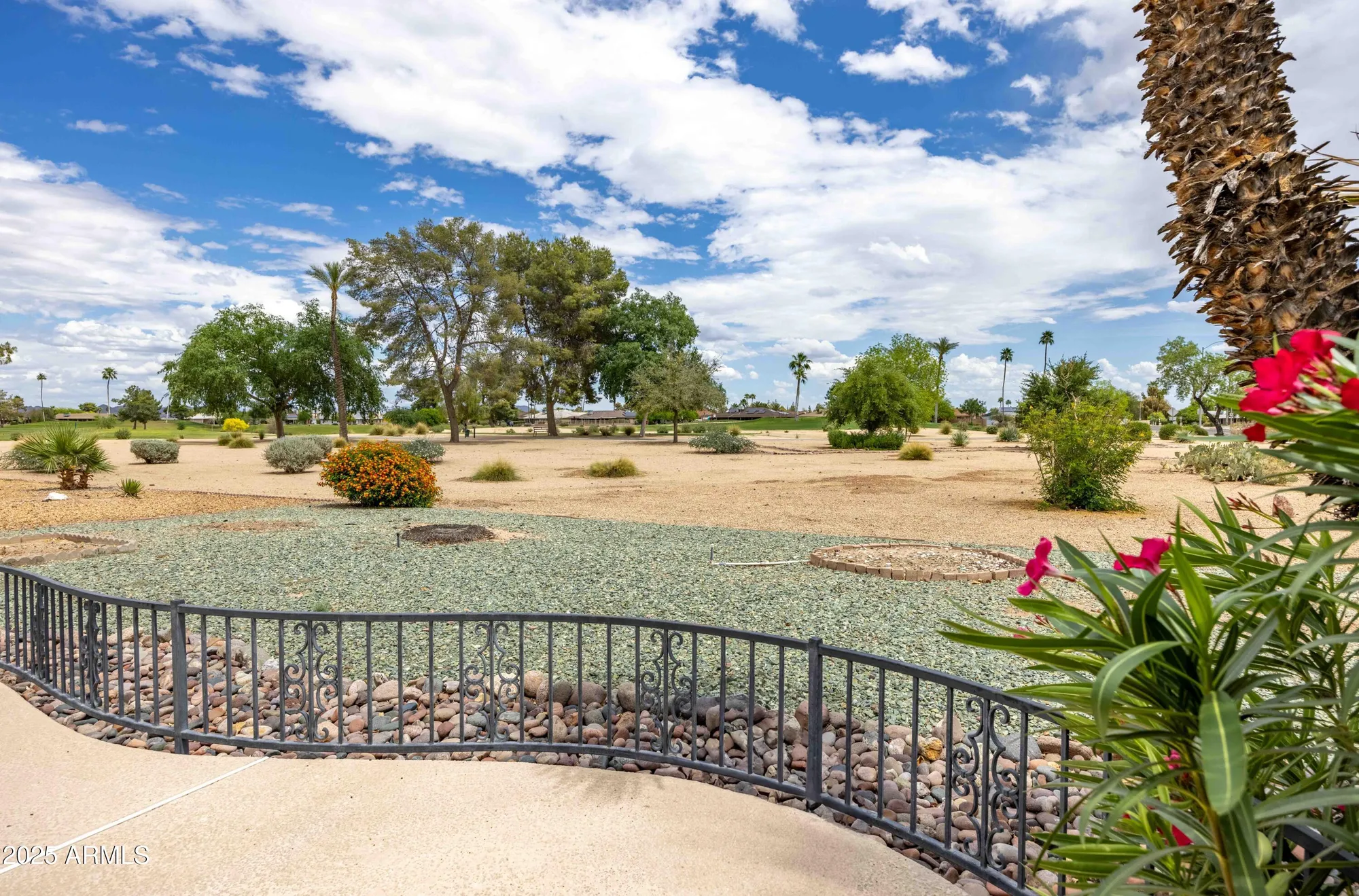 Property Slideshow image 28 of 34 | 18601 n welk dr, Sun City, AZ, 85373