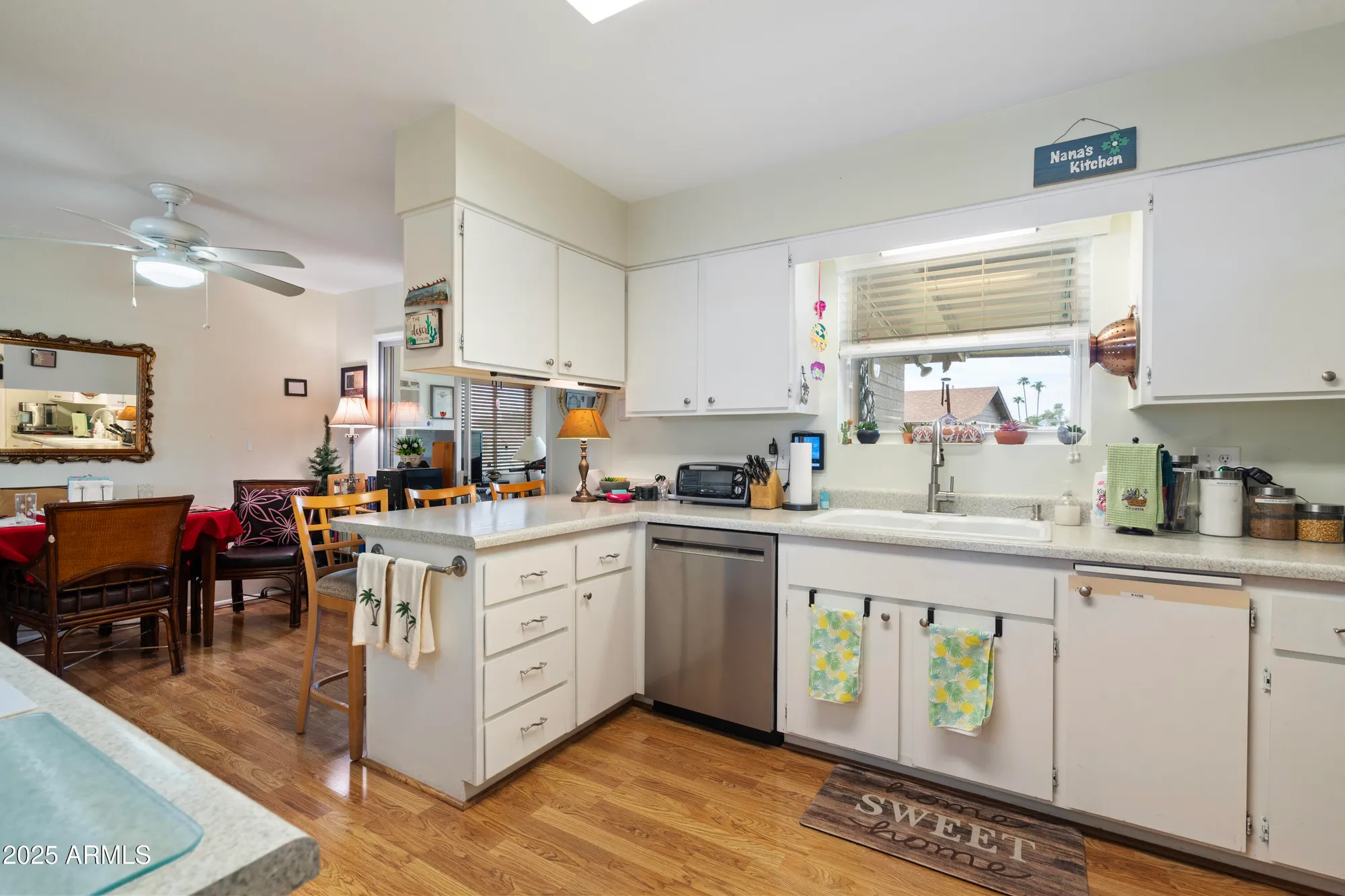 Property Slideshow image 12 of 25 | 9925 w mountain view rd, Sun City, AZ, 85351