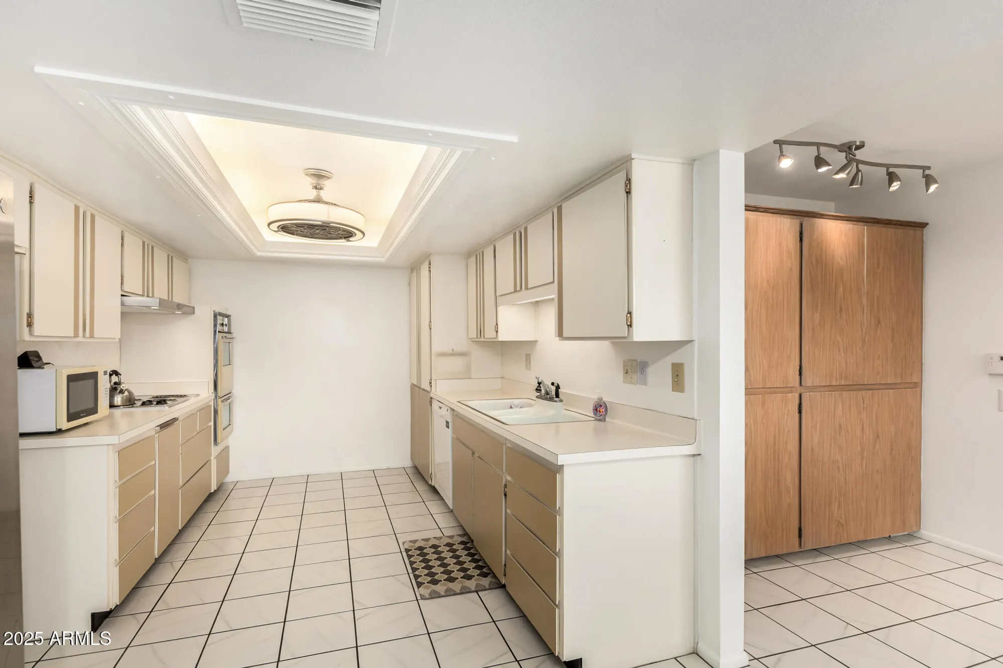 Property Slideshow image 11 of 38 | 13401 n 107th dr, Sun City, AZ, 85351