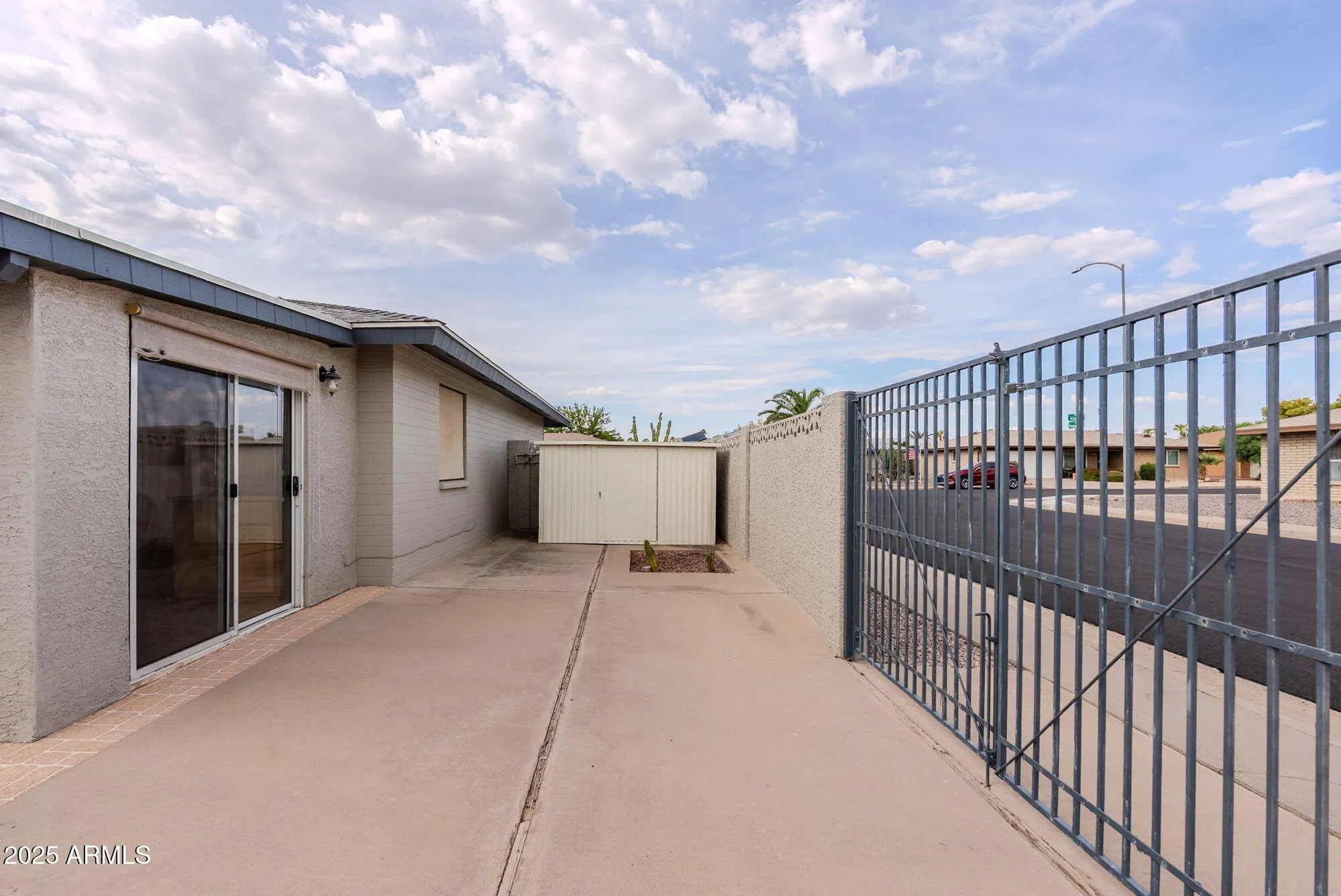 Property Slideshow image 27 of 35 | 8159 e kilarea ave, Mesa, AZ, 85209