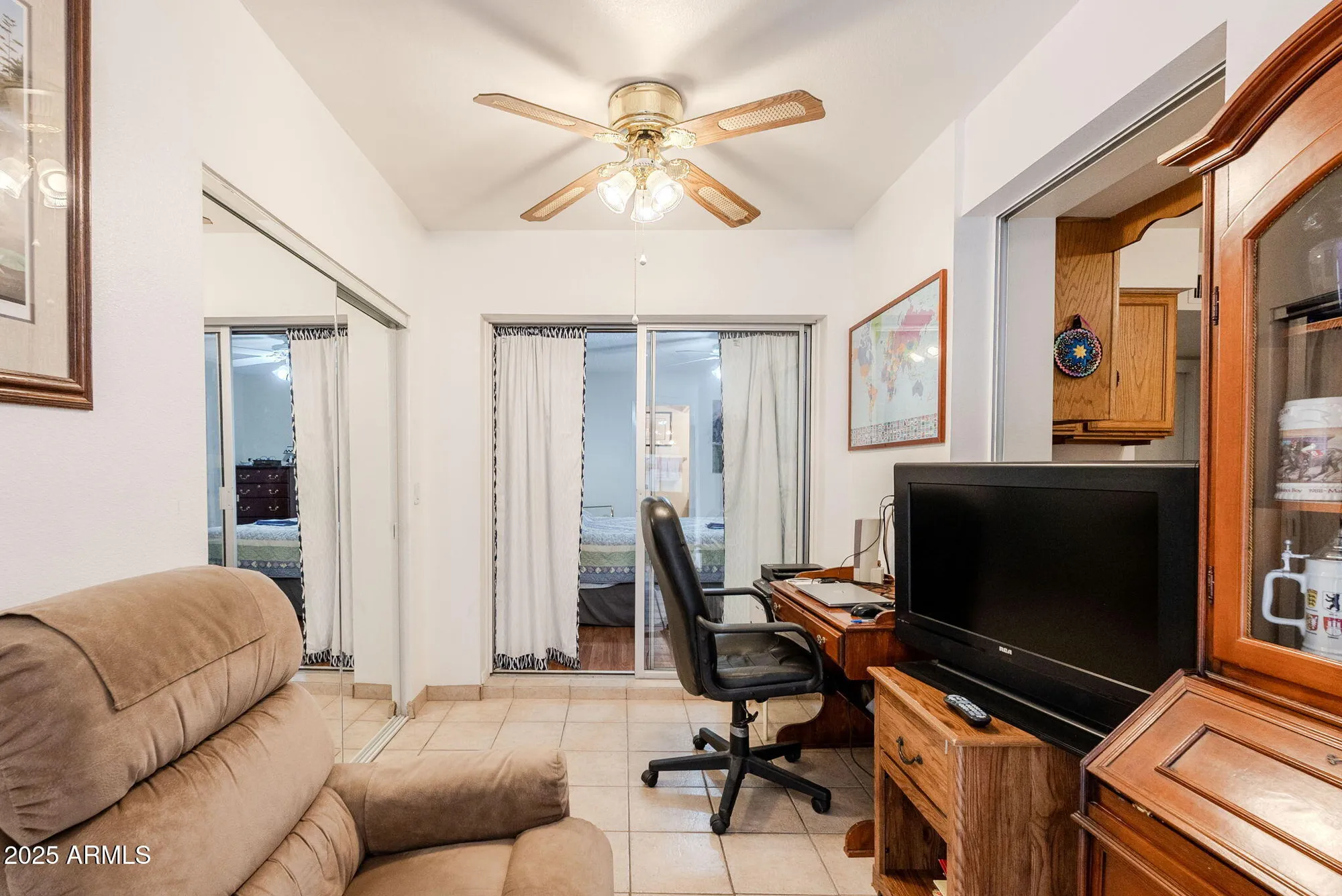 Property Slideshow image 26 of 35 | 8159 e kilarea ave, Mesa, AZ, 85209