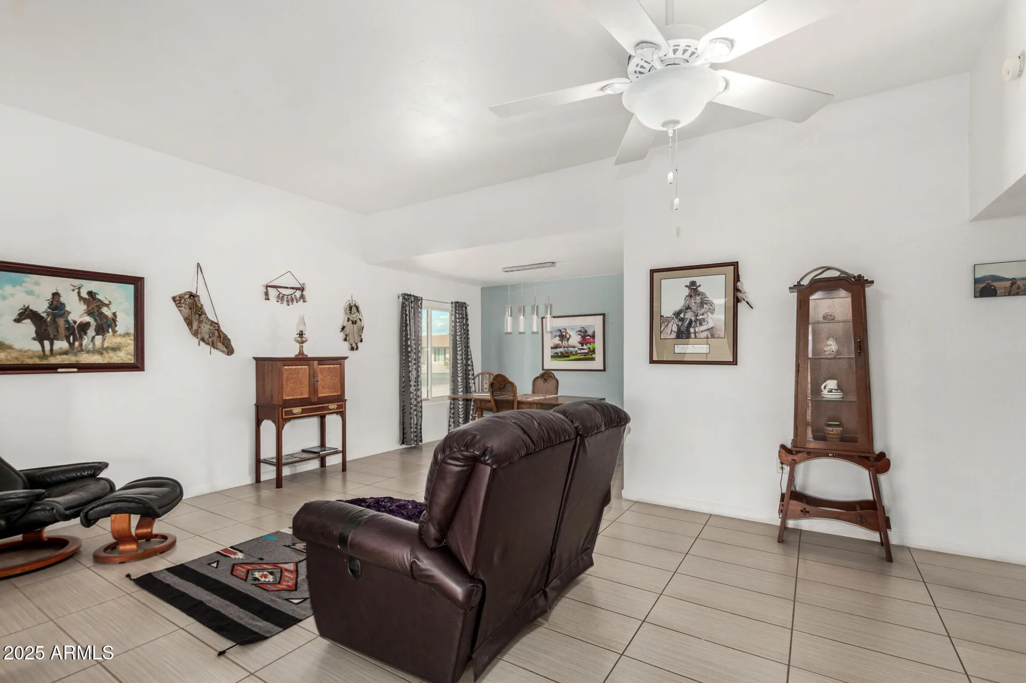 Property Slideshow image 7 of 26 | 11139 w cameo dr, Sun City, AZ, 85351
