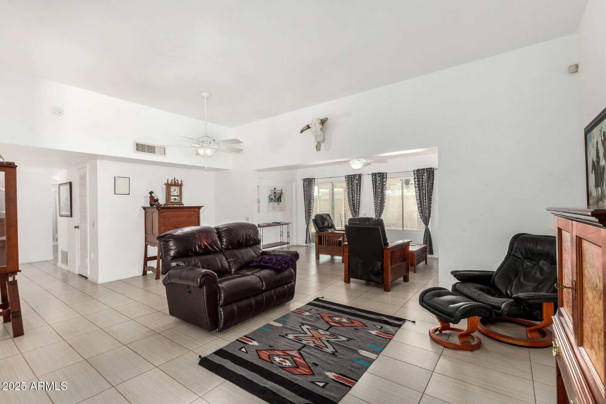 Property Slideshow image 5 of 26 | 11139 w cameo dr, Sun City, AZ, 85351