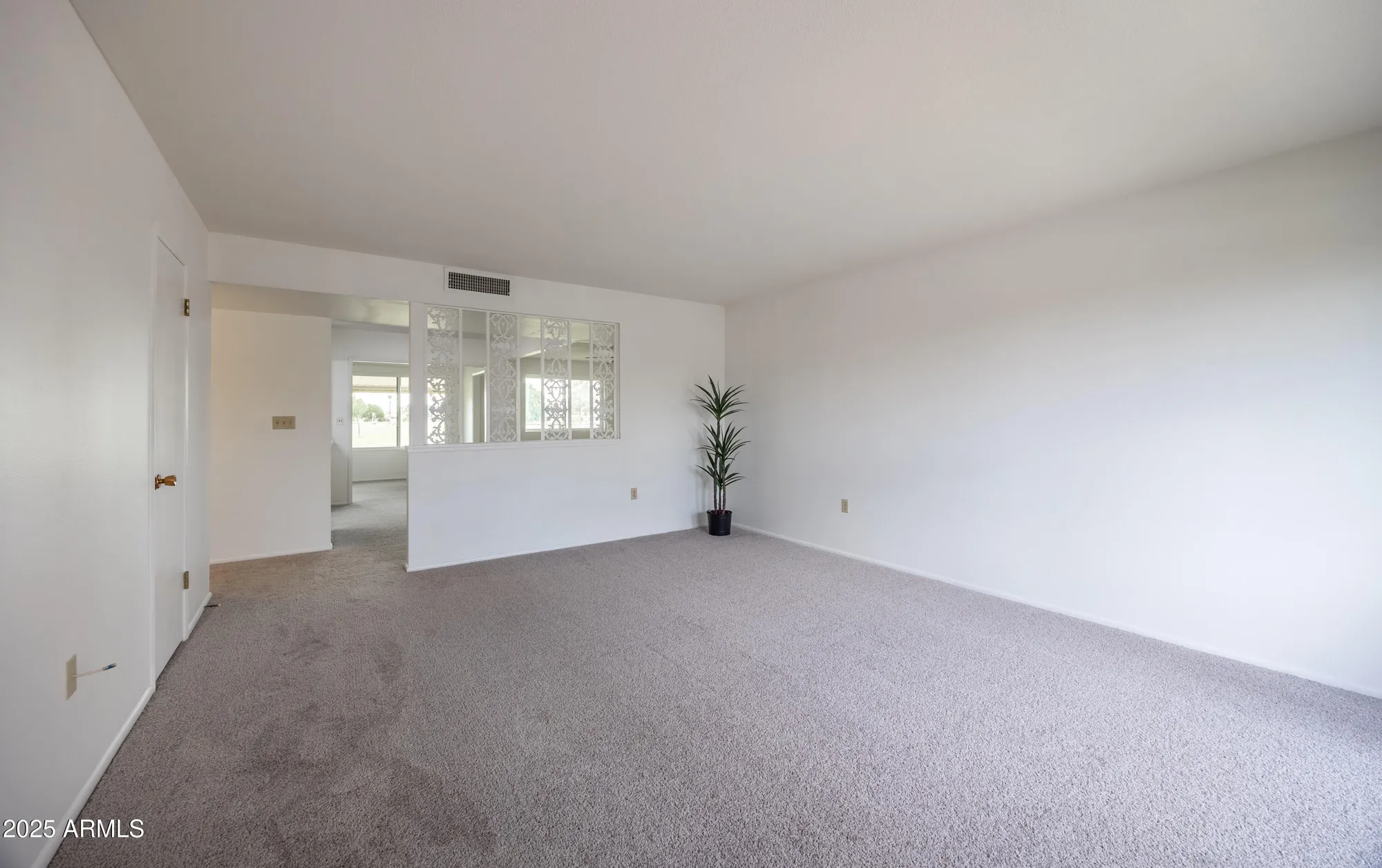 Property Slideshow image 11 of 29 | 10506 w tropicana cir, Sun City, AZ, 85351