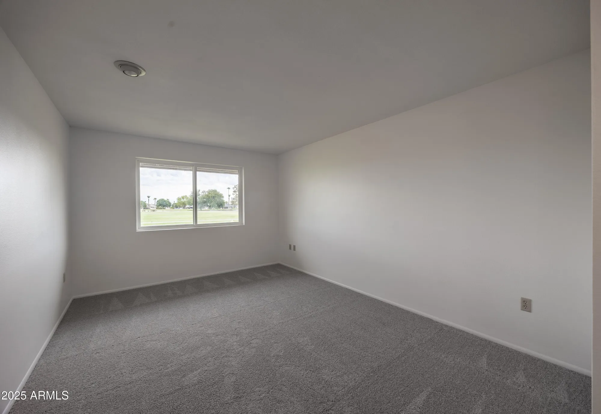 Property Slideshow image 19 of 29 | 10506 w tropicana cir, Sun City, AZ, 85351