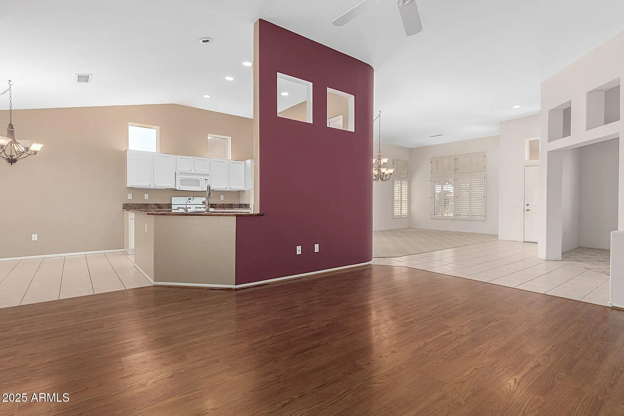 Property Slideshow image 9 of 46 | 23105 n drifter way, Sun City West, AZ, 85375