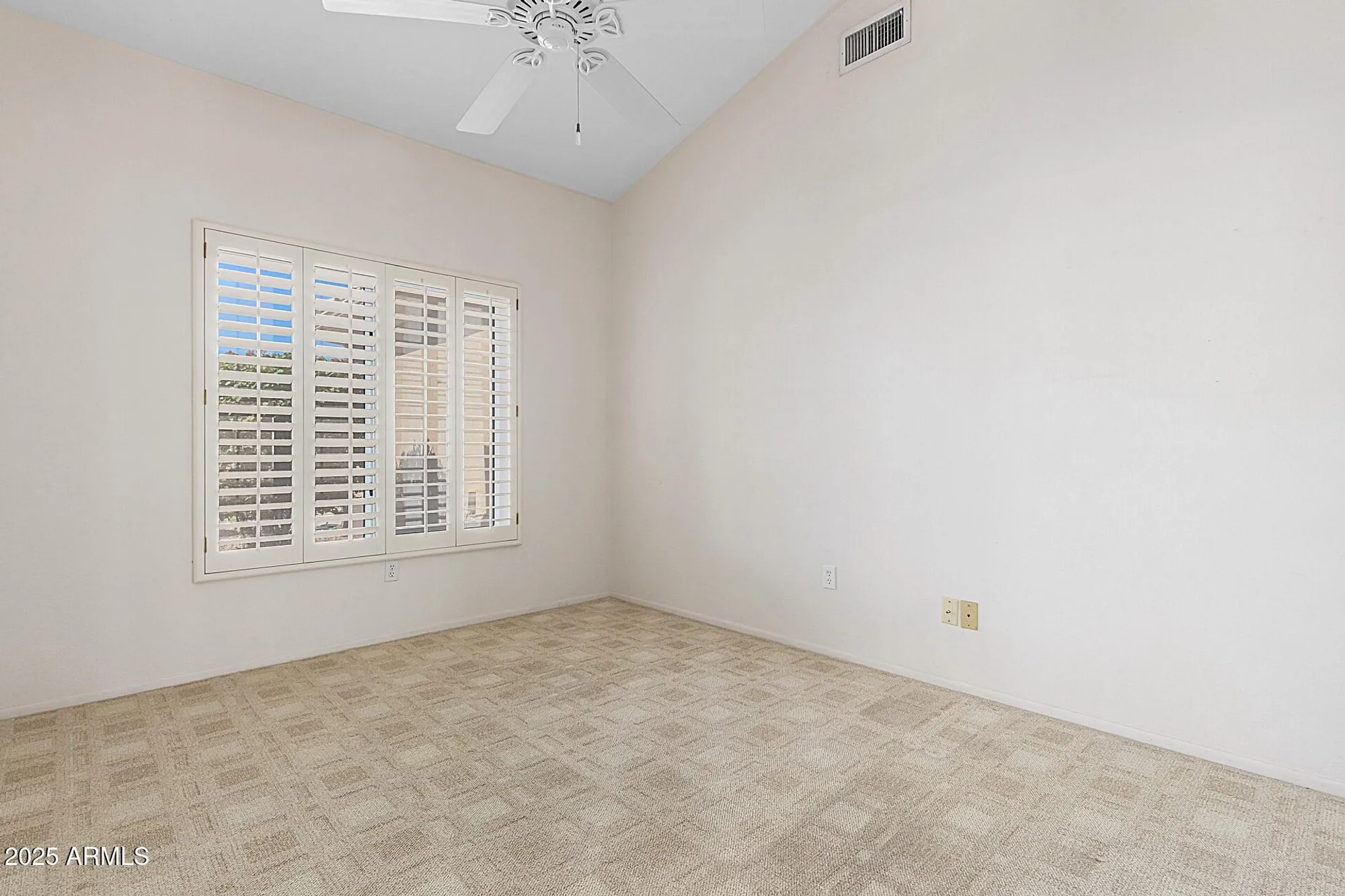 Property Slideshow image 13 of 46 | 23105 n drifter way, Sun City West, AZ, 85375