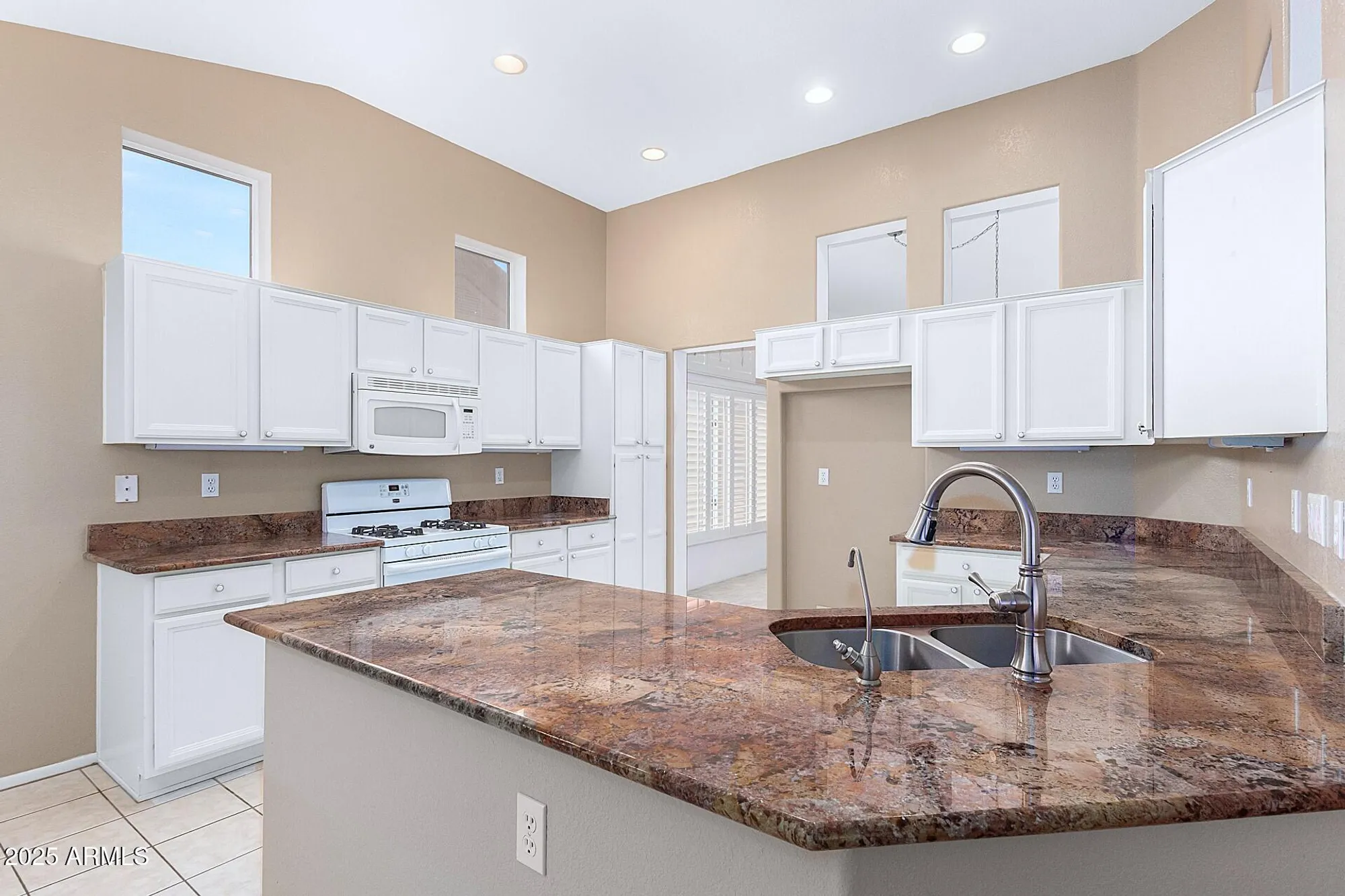 Property Slideshow image 5 of 46 | 23105 n drifter way, Sun City West, AZ, 85375