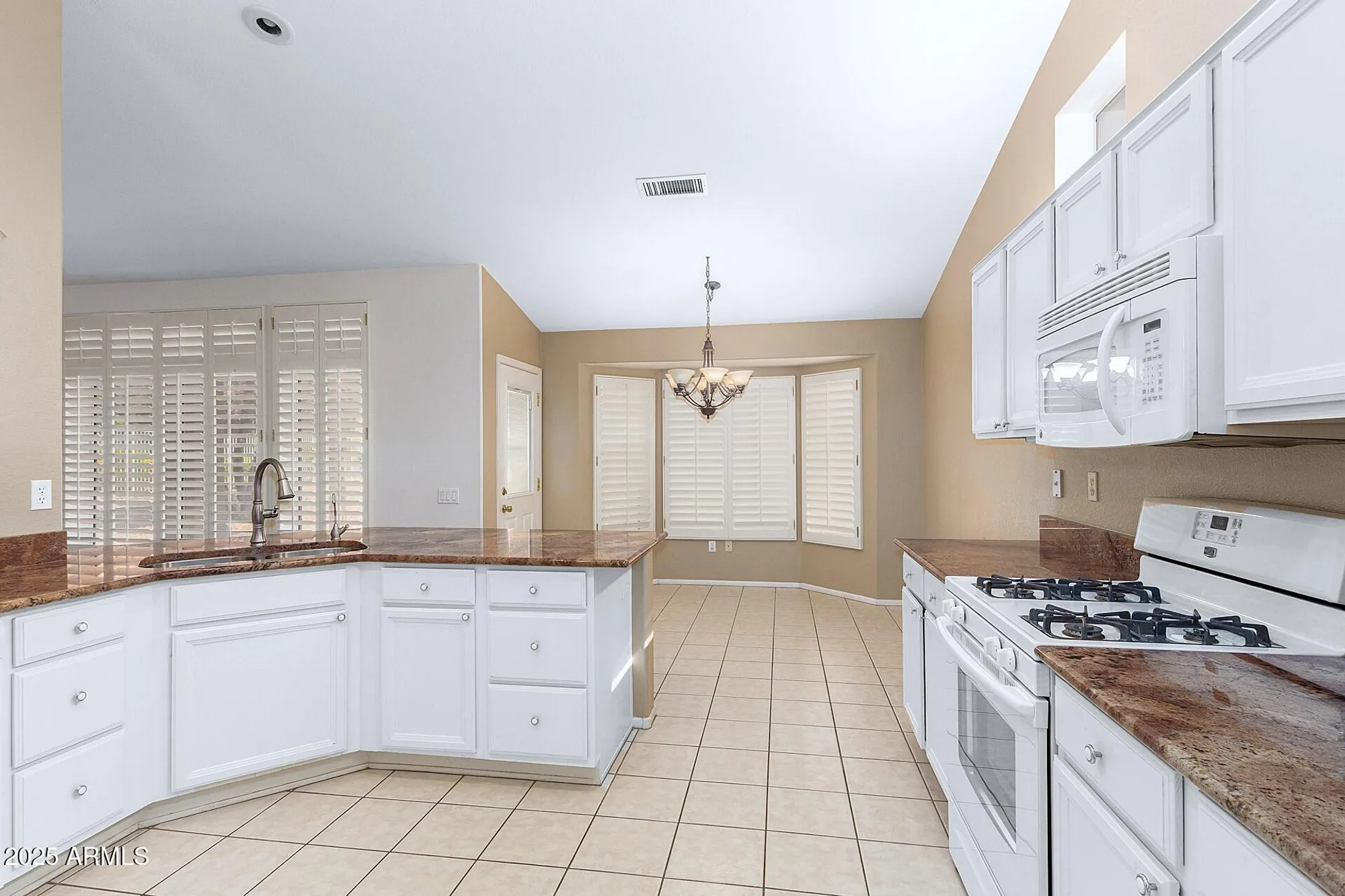 Property Slideshow image 7 of 46 | 23105 n drifter way, Sun City West, AZ, 85375