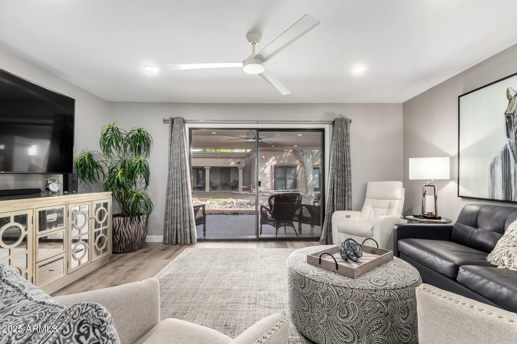 Property Slideshow image 9 of 47 | 9706 w rimrock dr, Peoria, AZ, 85382