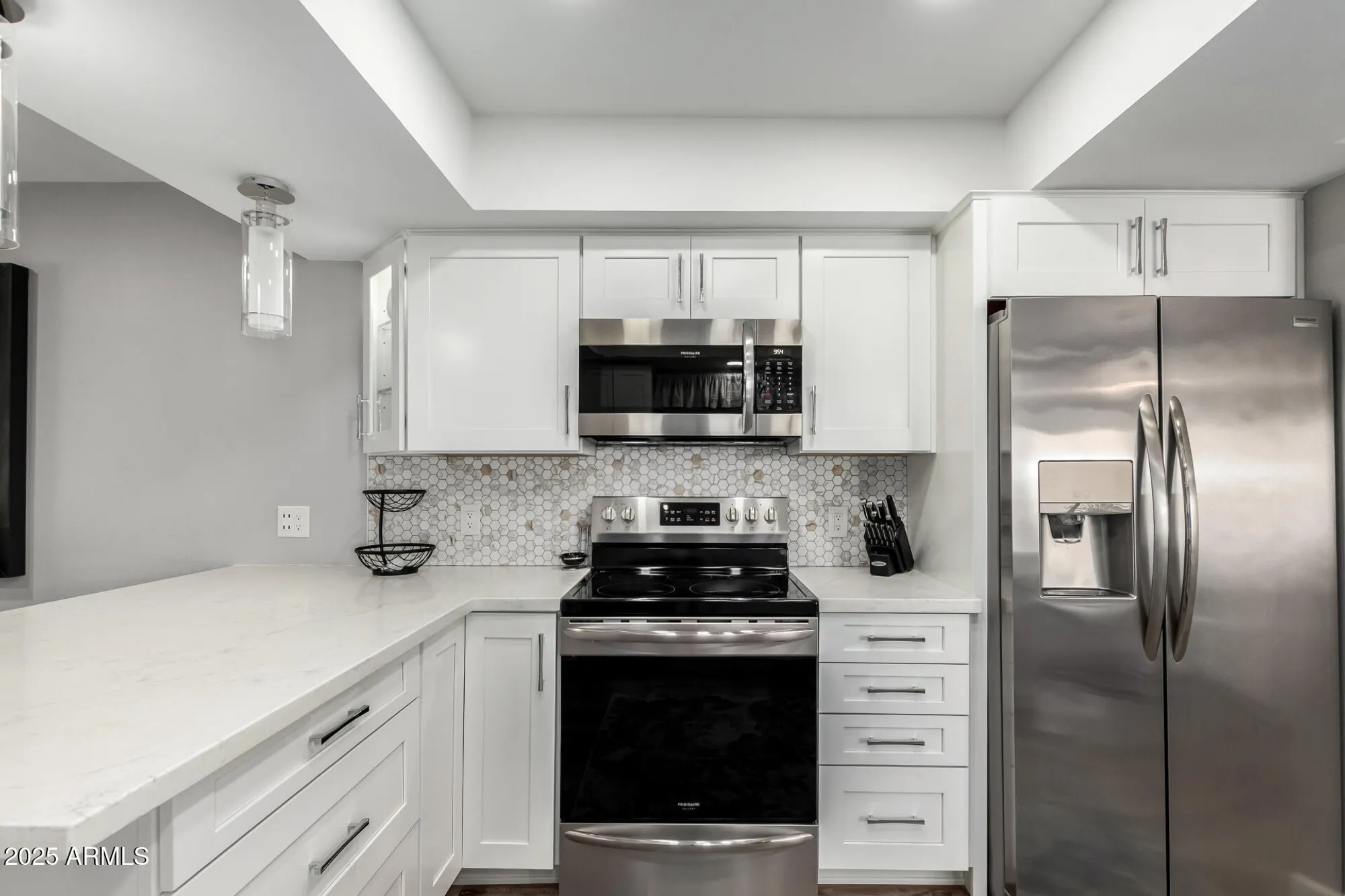 Property Slideshow image 16 of 47 | 9706 w rimrock dr, Peoria, AZ, 85382