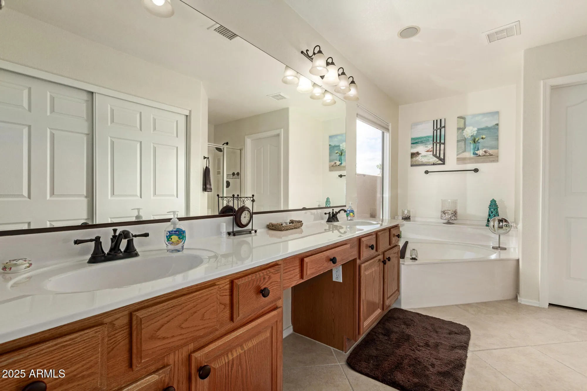 Property Slideshow image 18 of 43 | 8529 w rockwood dr, Peoria, AZ, 85382