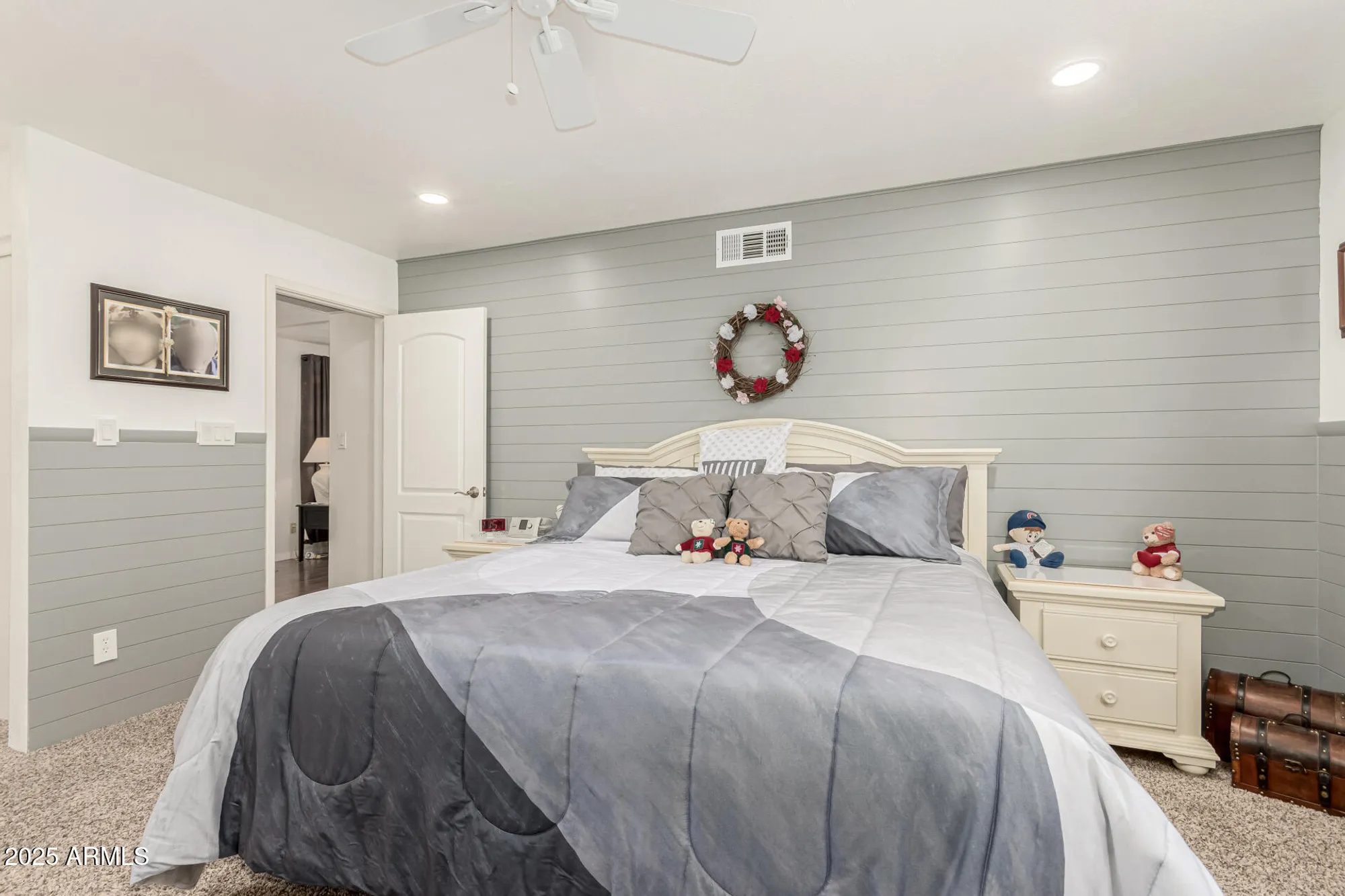 Property Slideshow image 12 of 30 | 8352 e edgewood ave, Mesa, AZ, 85208