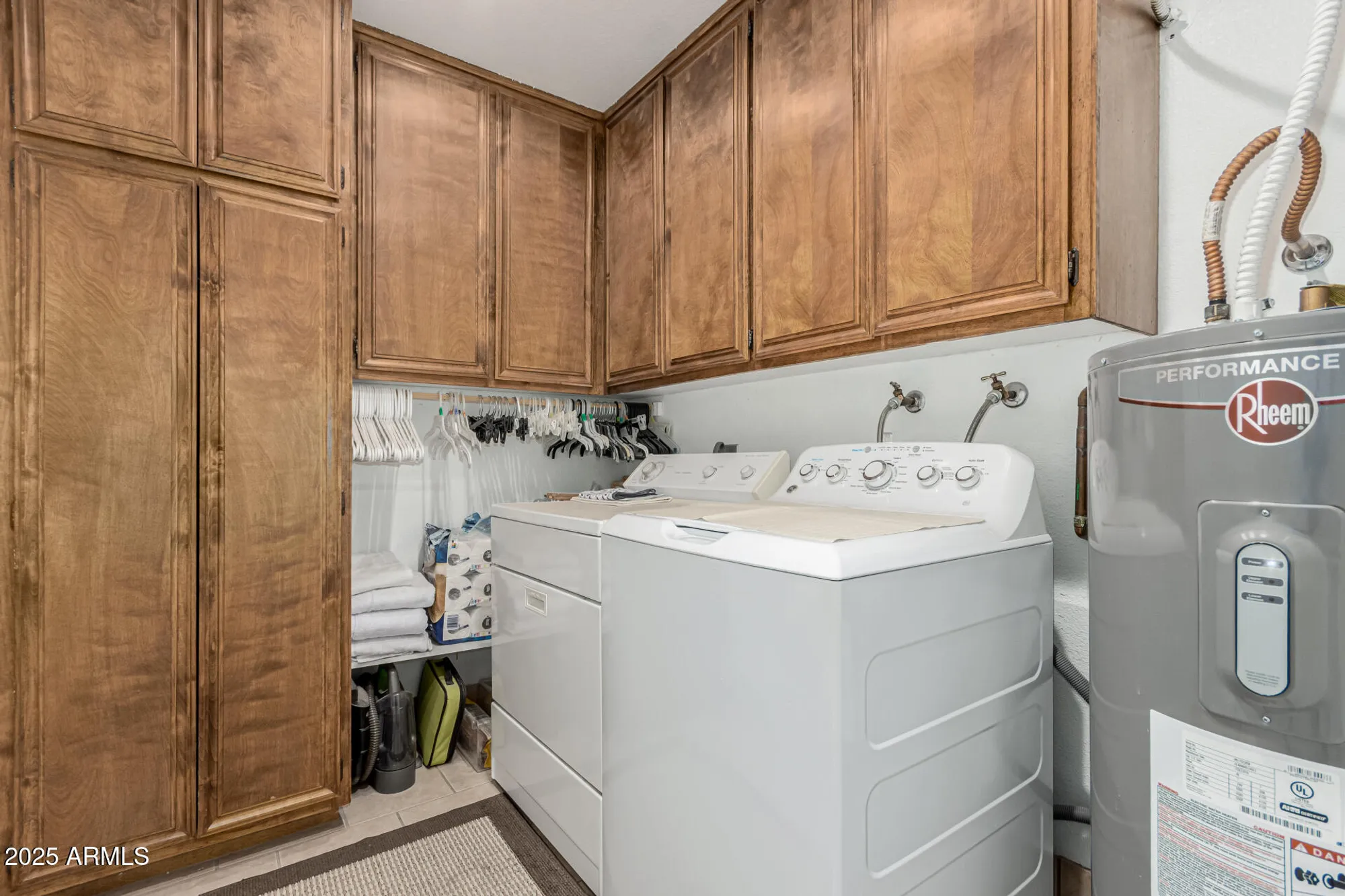 Property Slideshow image 21 of 30 | 8352 e edgewood ave, Mesa, AZ, 85208