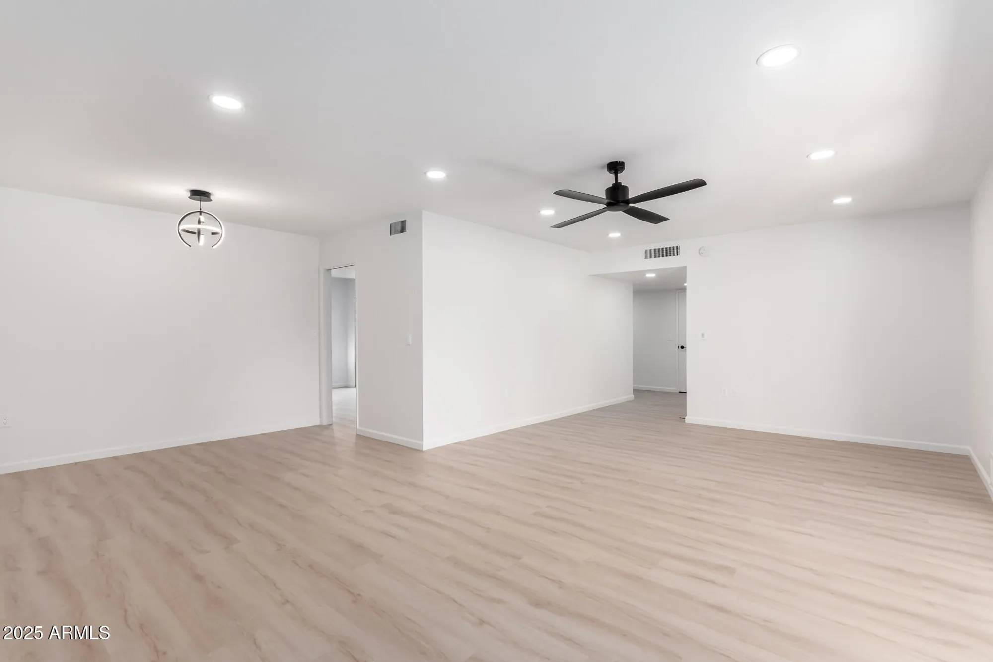 Property Slideshow image 7 of 29 | 10127 w forrester dr, Sun City, AZ, 85351