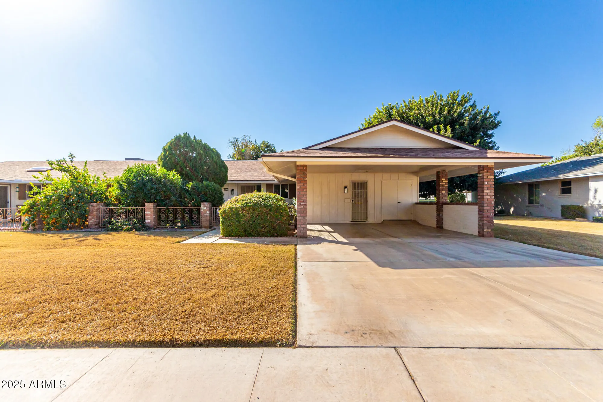 Property Slideshow image 4 of 29 | 10127 w forrester dr, Sun City, AZ, 85351