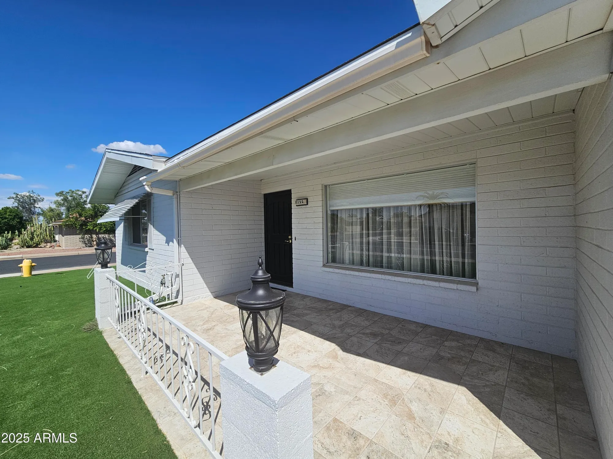 Property Slideshow image 5 of 32 | 5122 e emerald cir, Mesa, AZ, 85206